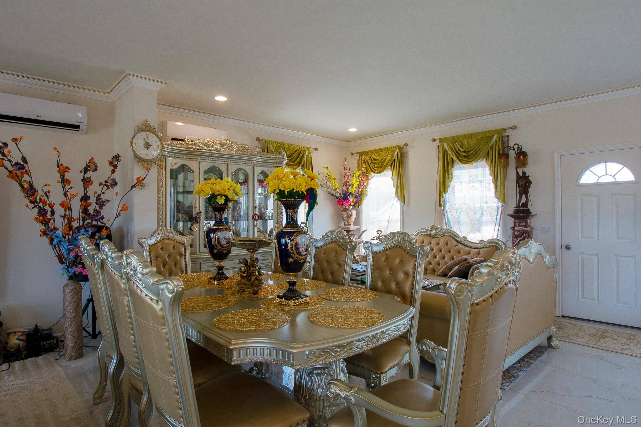 126 Trafalgar DR, Shirley, NY 11967