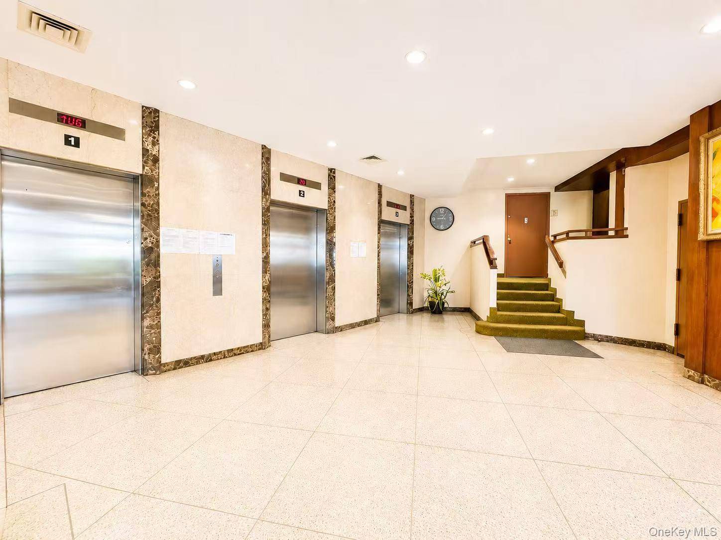 138-35 Elder AVE #9C, Flushing, NY 11355
