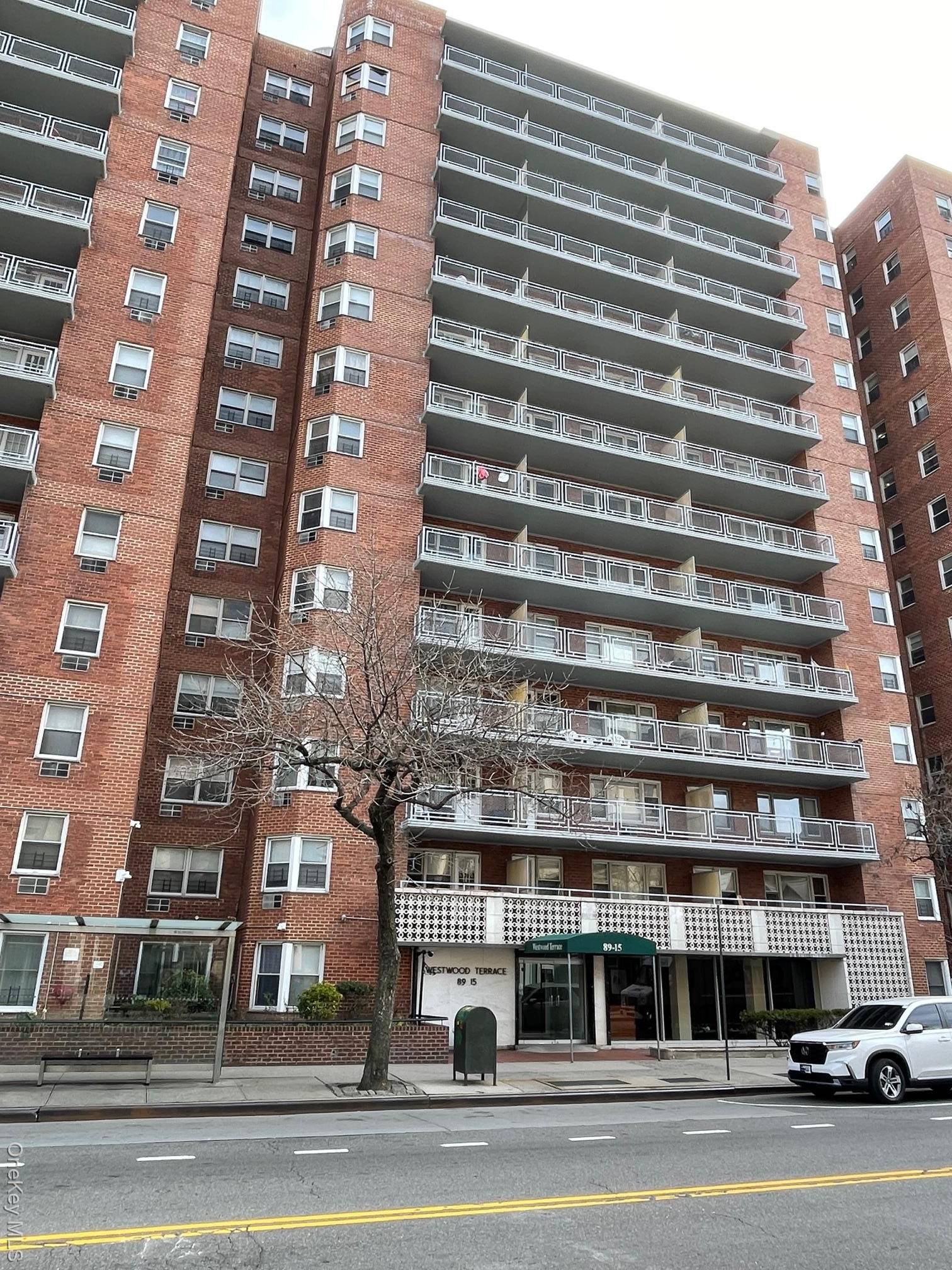 89-15 Parsons Blvd #6D, Jamaica, NY 11432