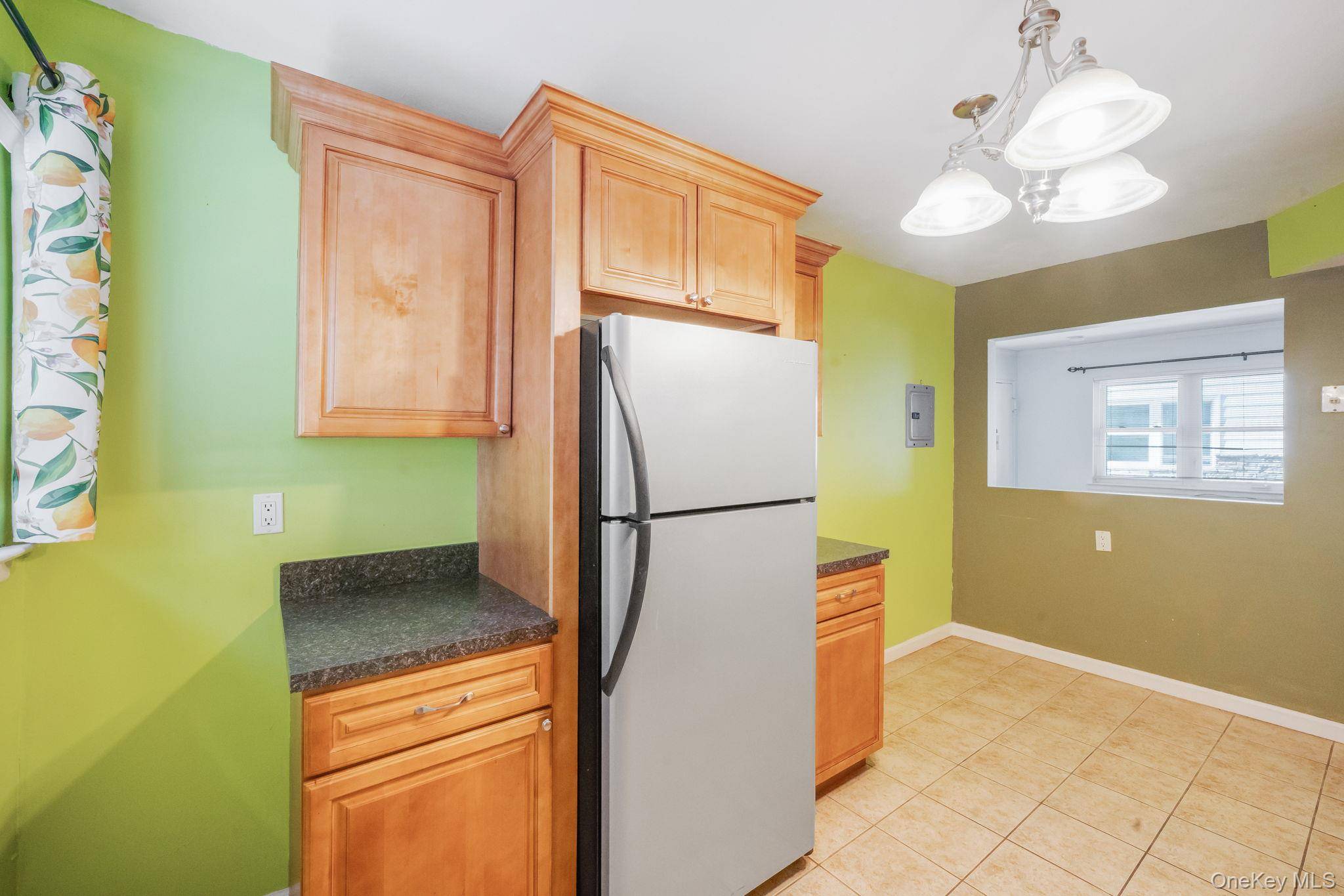 490 Main ST #B-10, Farmingdale, NY 11735