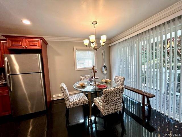 195 Lakeland AVE #1-1A, Sayville, NY 11782