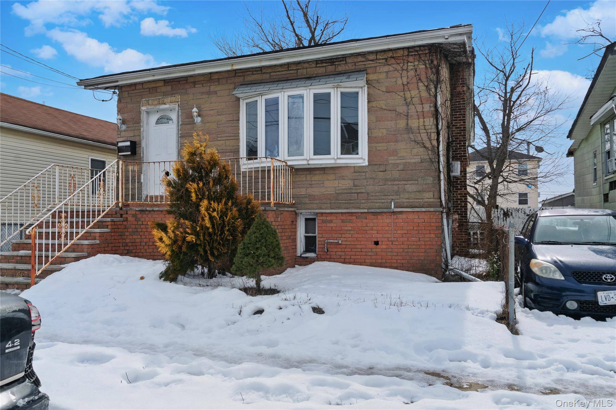 6529 Bayfield AVE, Arverne, NY 11692