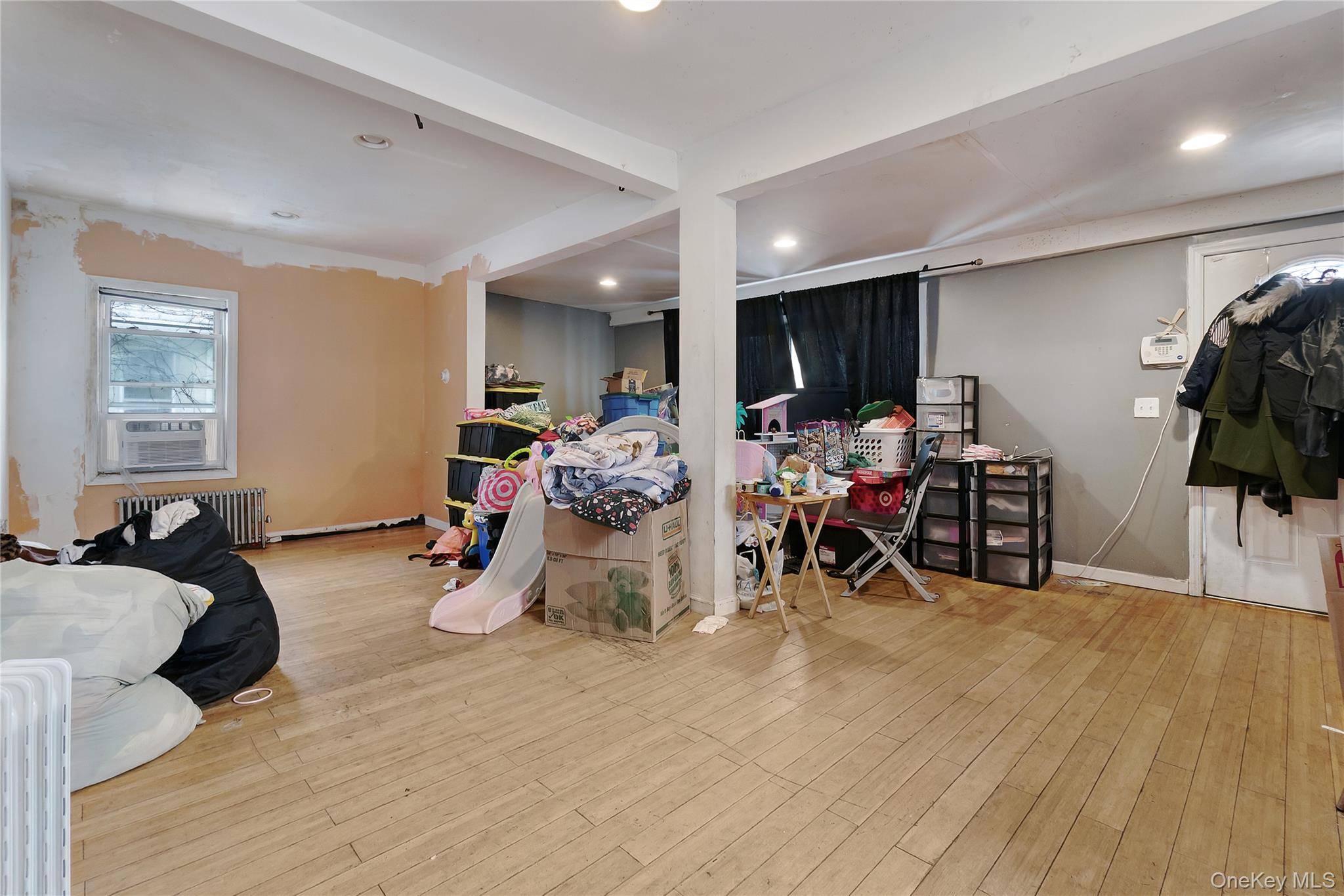 6529 Bayfield AVE, Arverne, NY 11692
