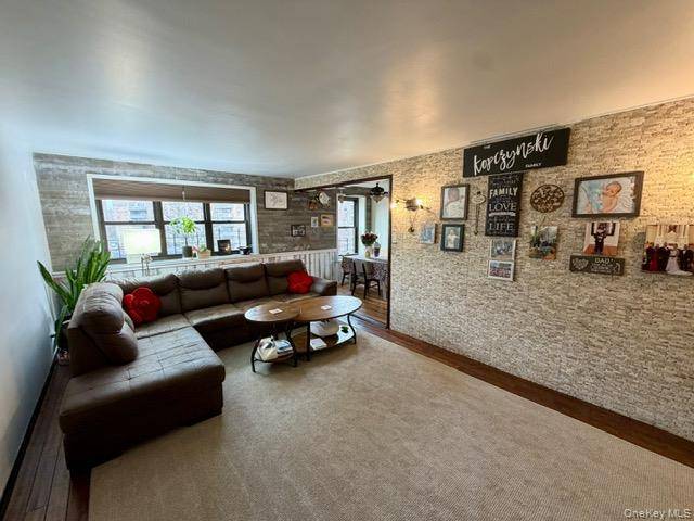 8610 151st AVE #4C, Howard Beach, NY 11414