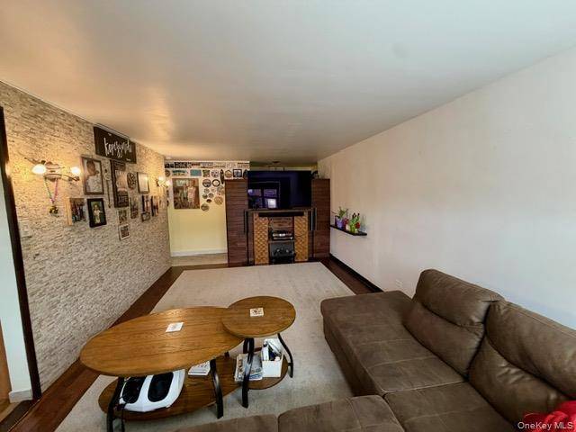8610 151st AVE #4C, Howard Beach, NY 11414