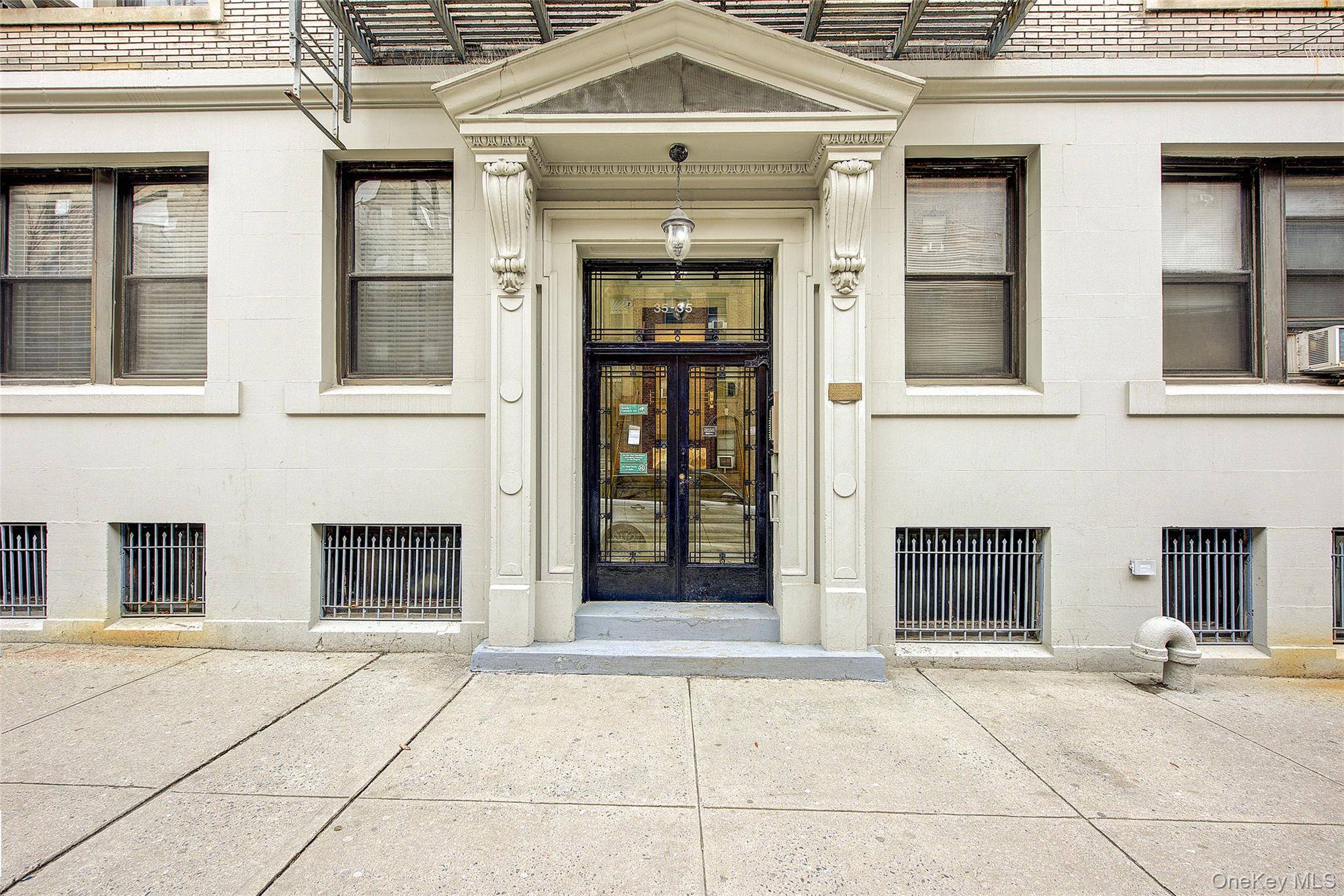 35-35 82nd ST #23, Jackson Heights, NY 11372