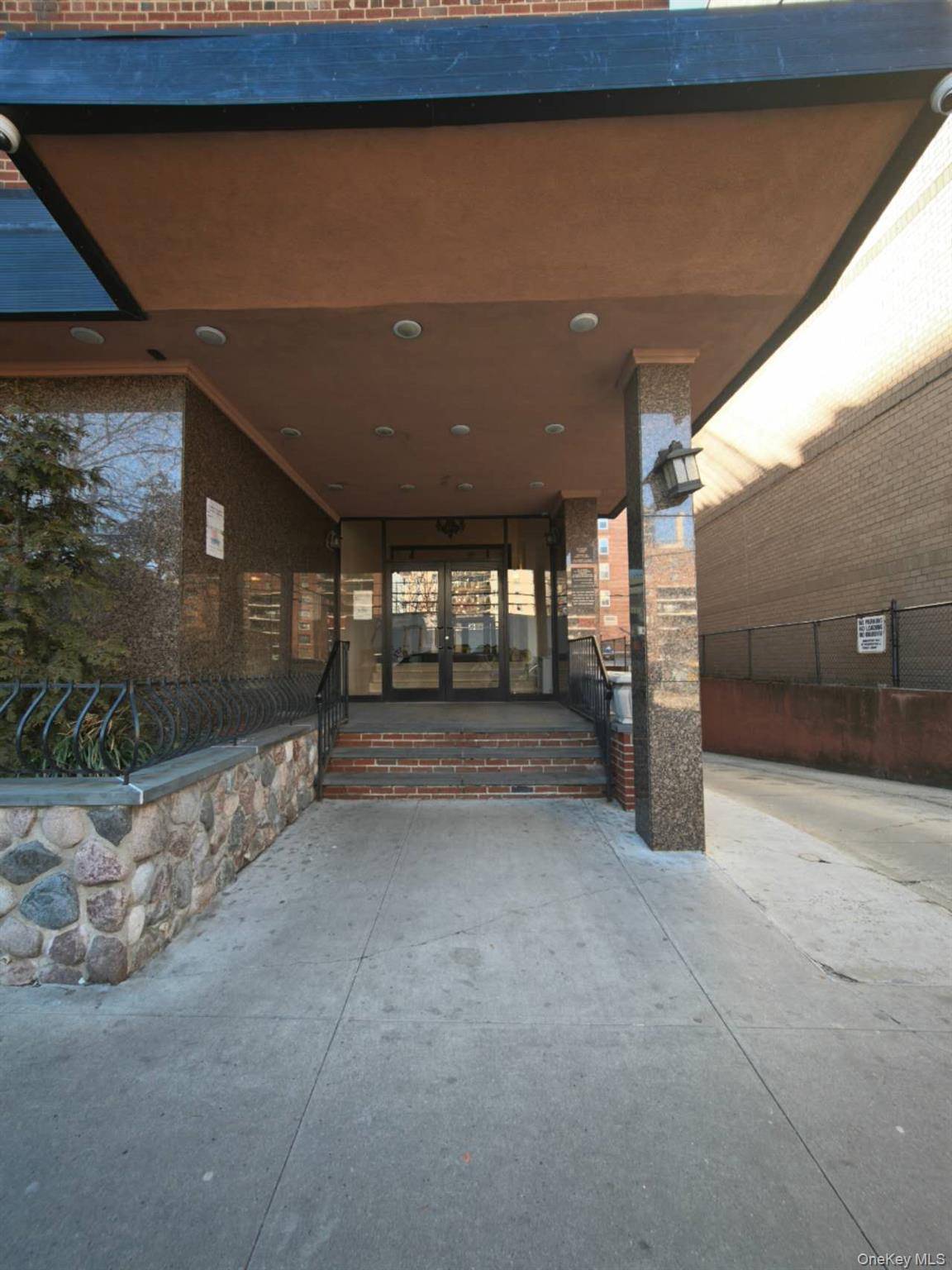 134-54 Maple AVE #2W, Flushing, NY 11355