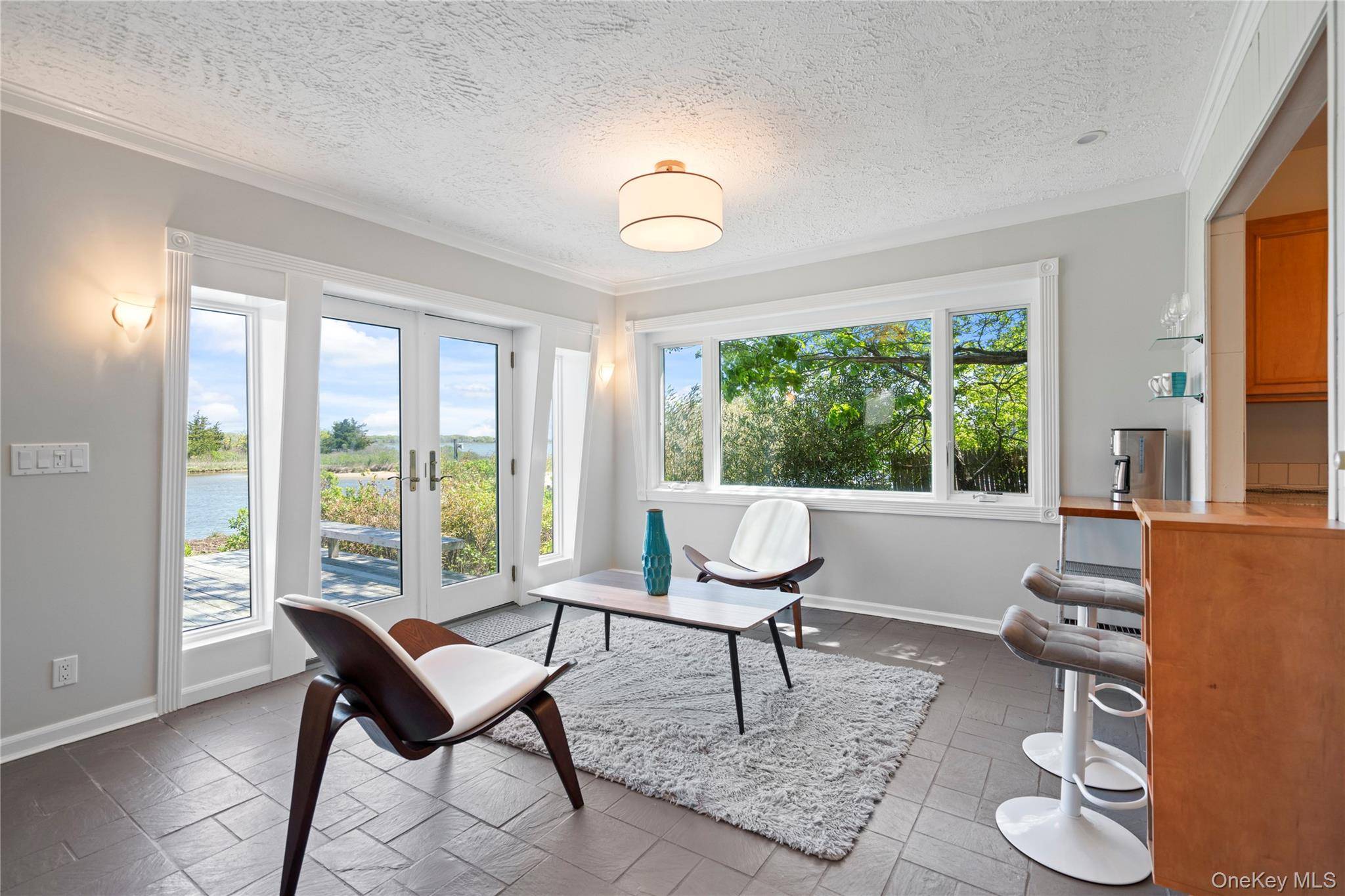 55 West End AVE, East Quogue, NY 11942