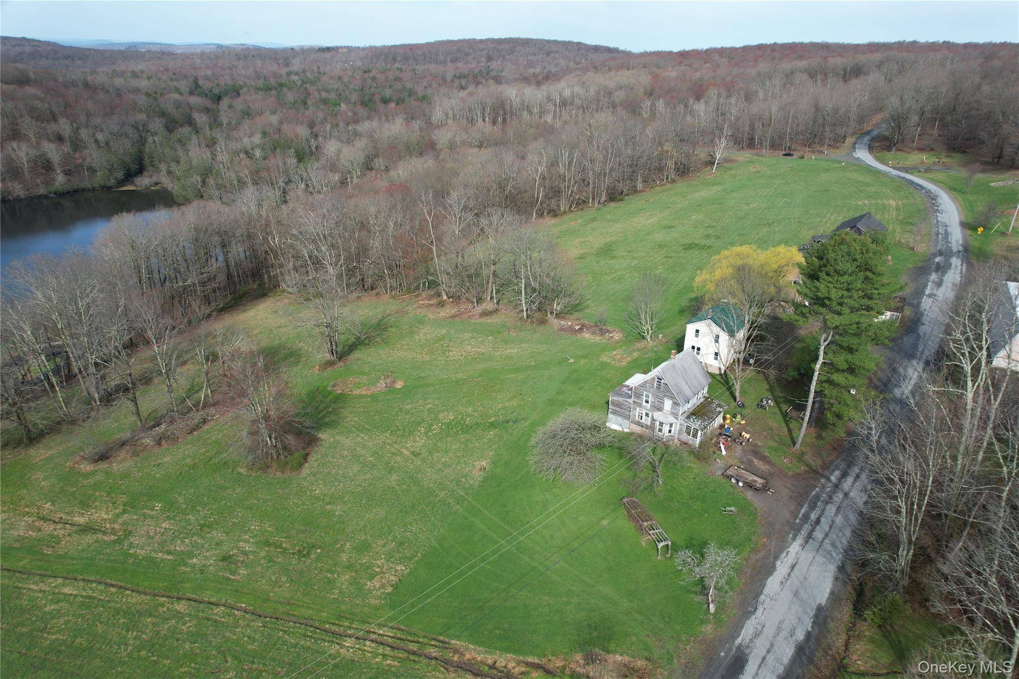 299-301 Stump Pond RD, Livingston Manor, NY 12758