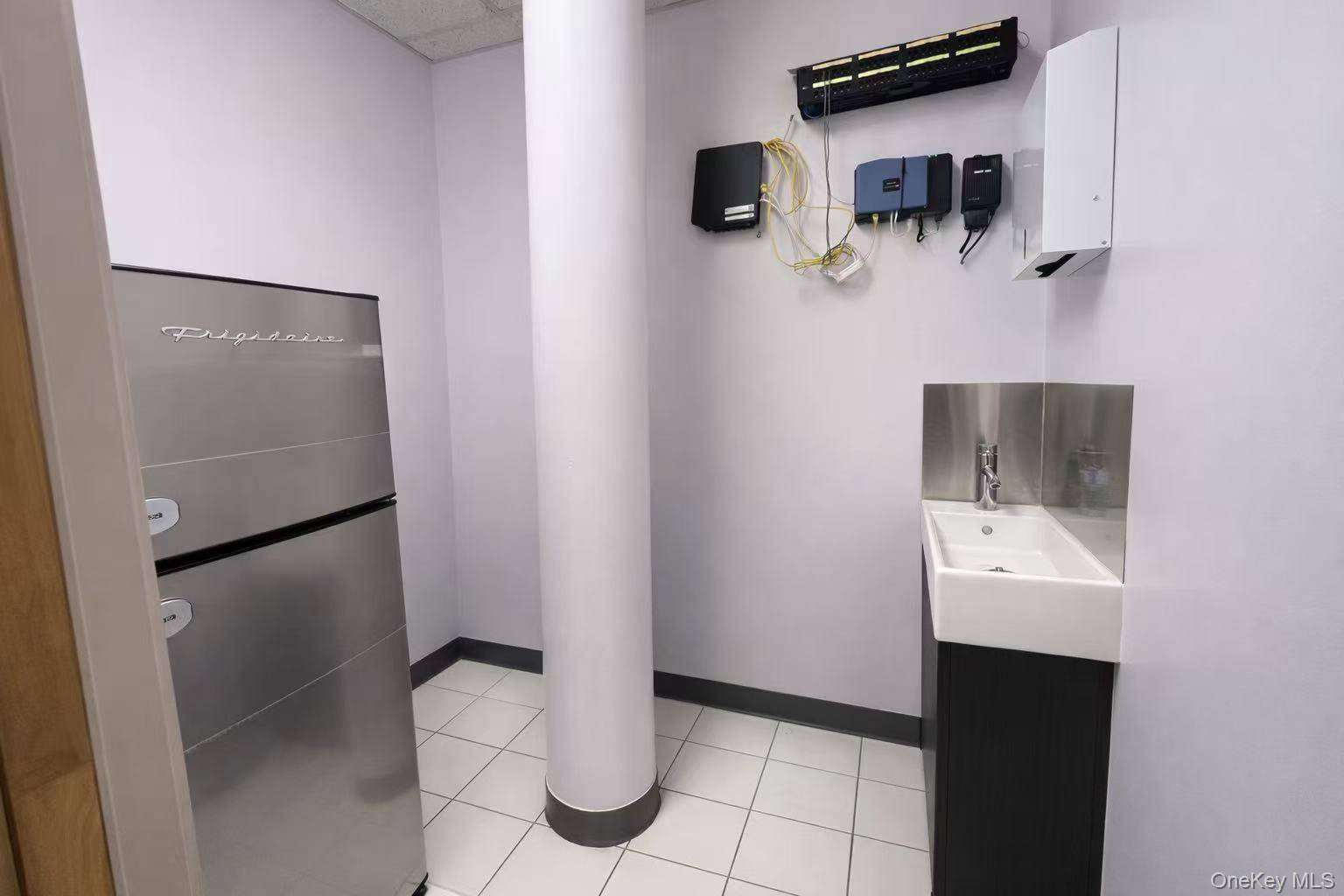 128 Mott ST #301, New York (manhattan), NY 10013
