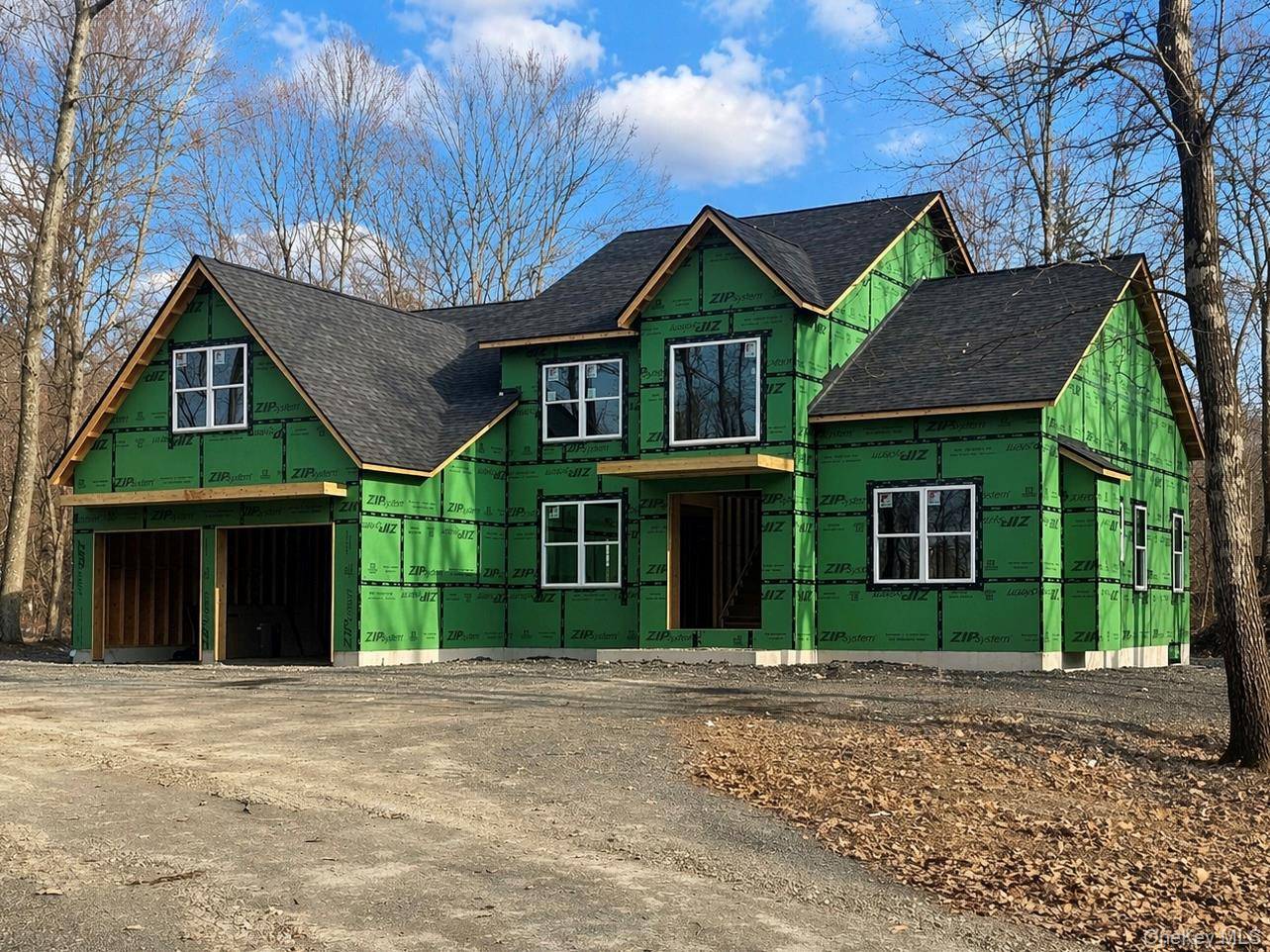 43 Maple Hill DR, Millbrook, NY 12545