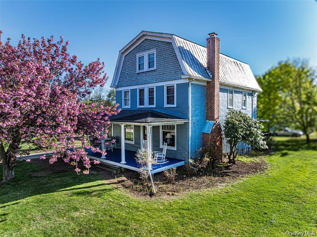 630 New Suffolk RD, Cutchogue, NY 11935