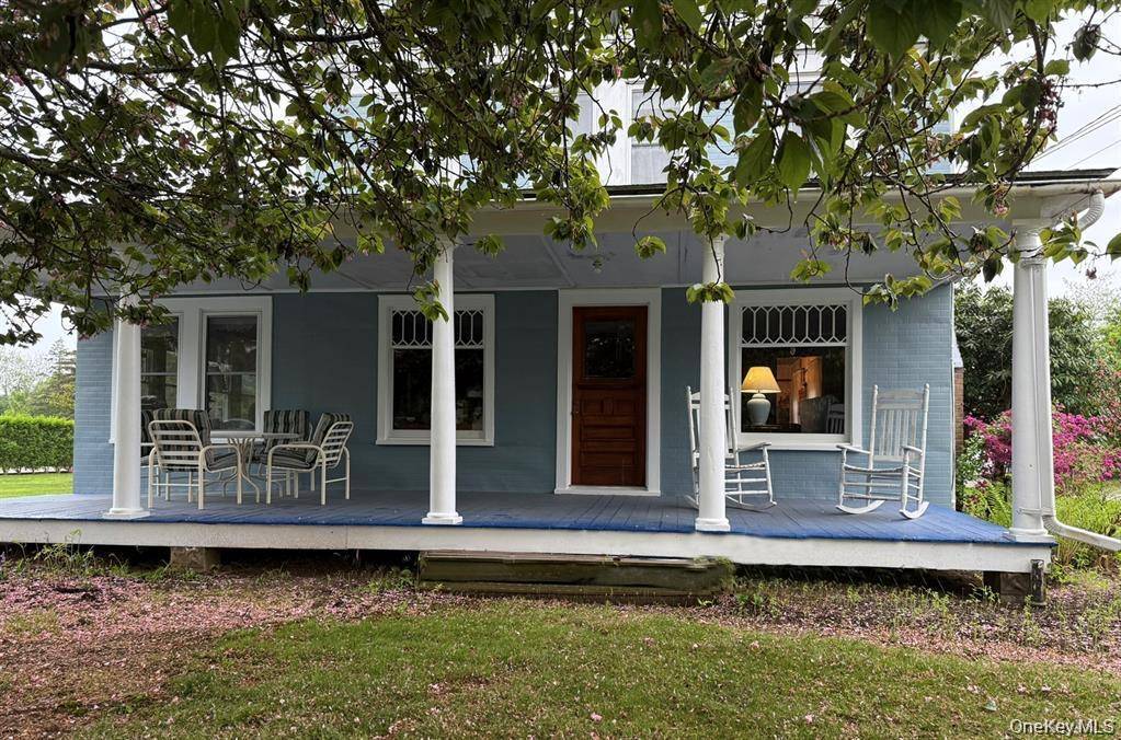 630 New Suffolk RD, Cutchogue, NY 11935