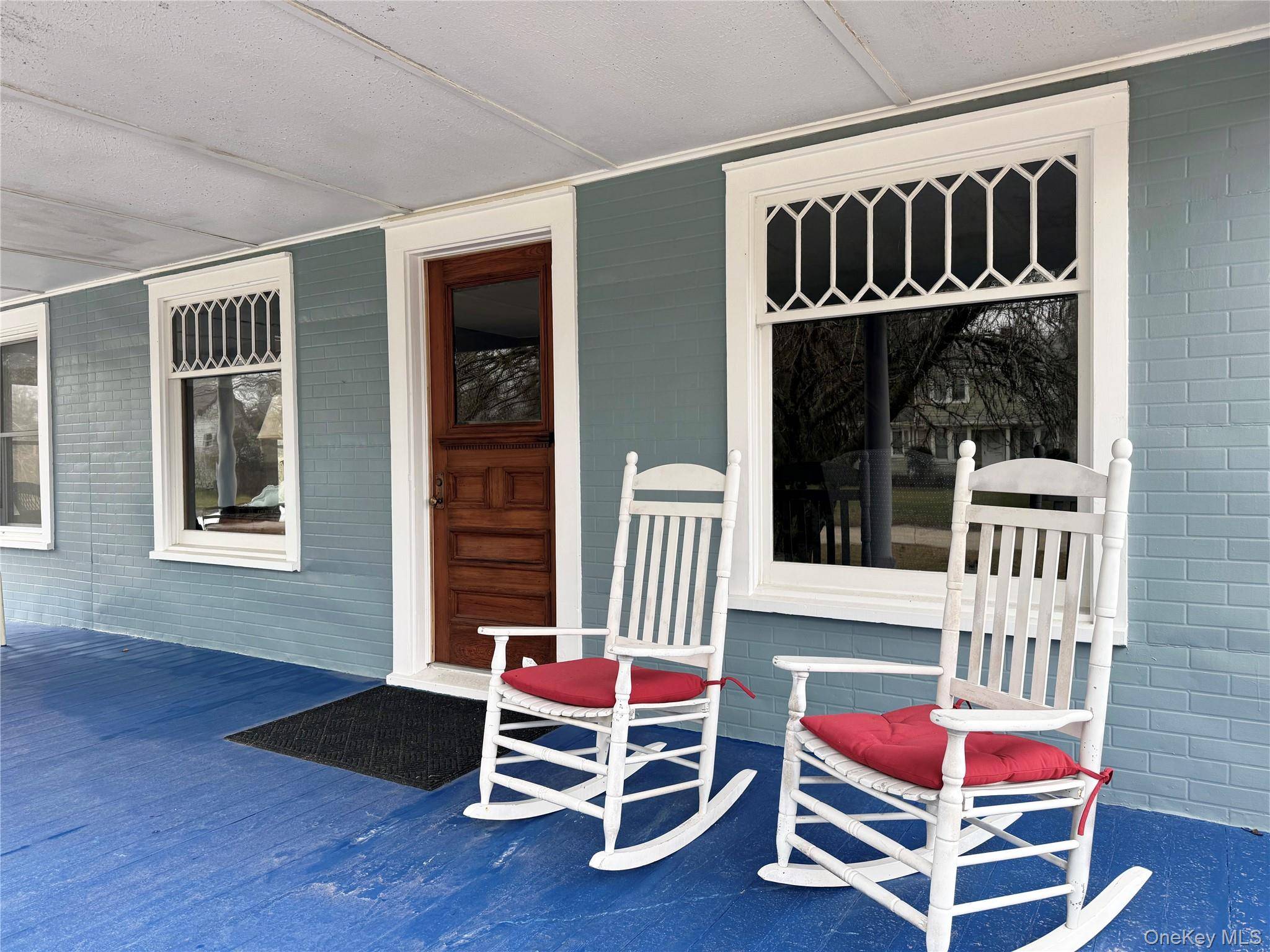 630 New Suffolk RD, Cutchogue, NY 11935