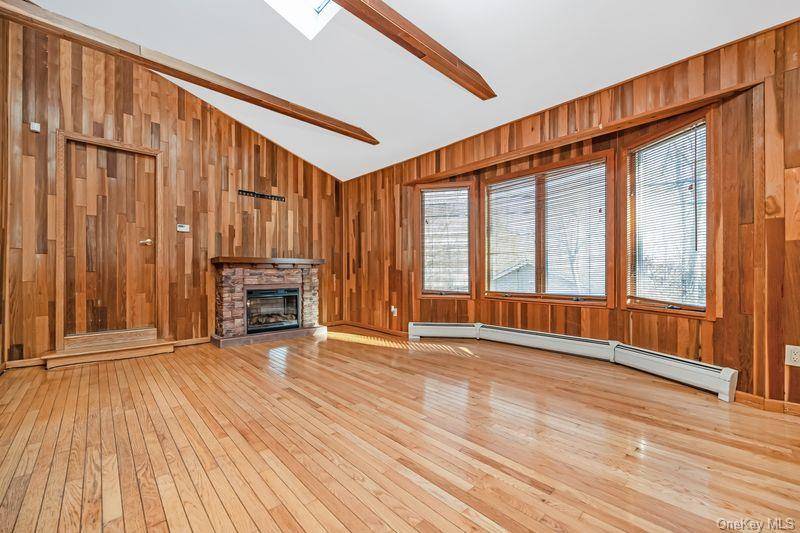 356 Oakleigh AVE #17, Baiting Hollow, NY 11933