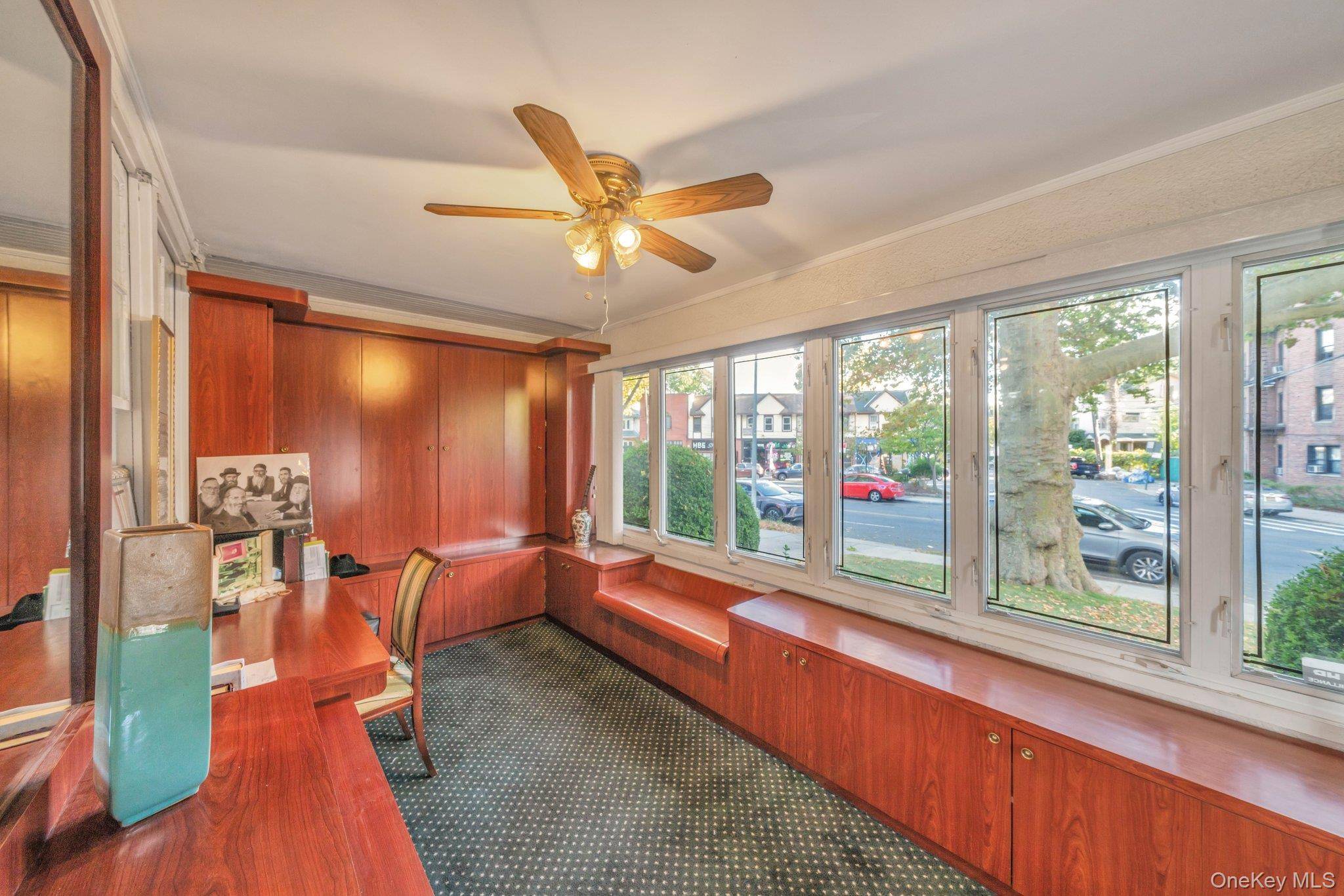 122-05 Metropolitan AVE, Kew Gardens, NY 11415