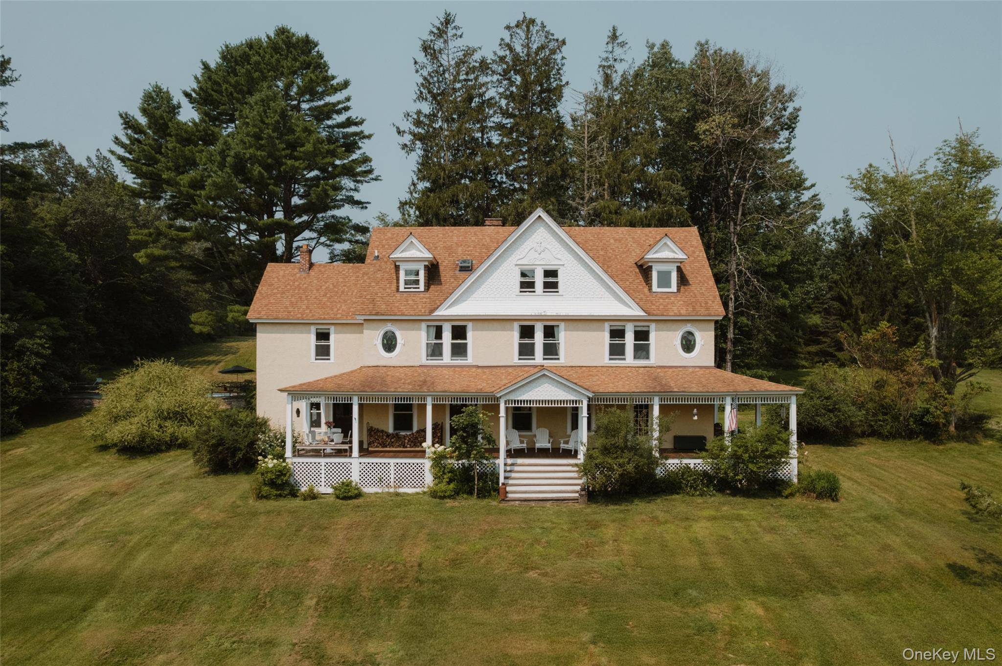 91 Old Hankins RD, Callicoon, NY 12723