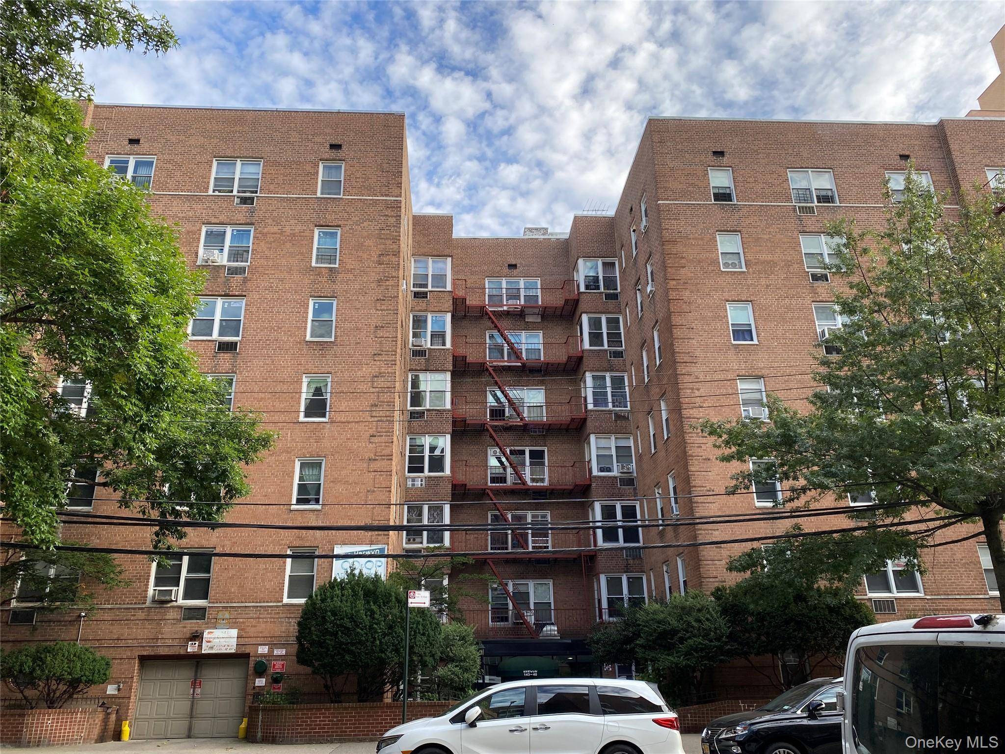 14340 41st AVE #6F, Flushing, NY 11355