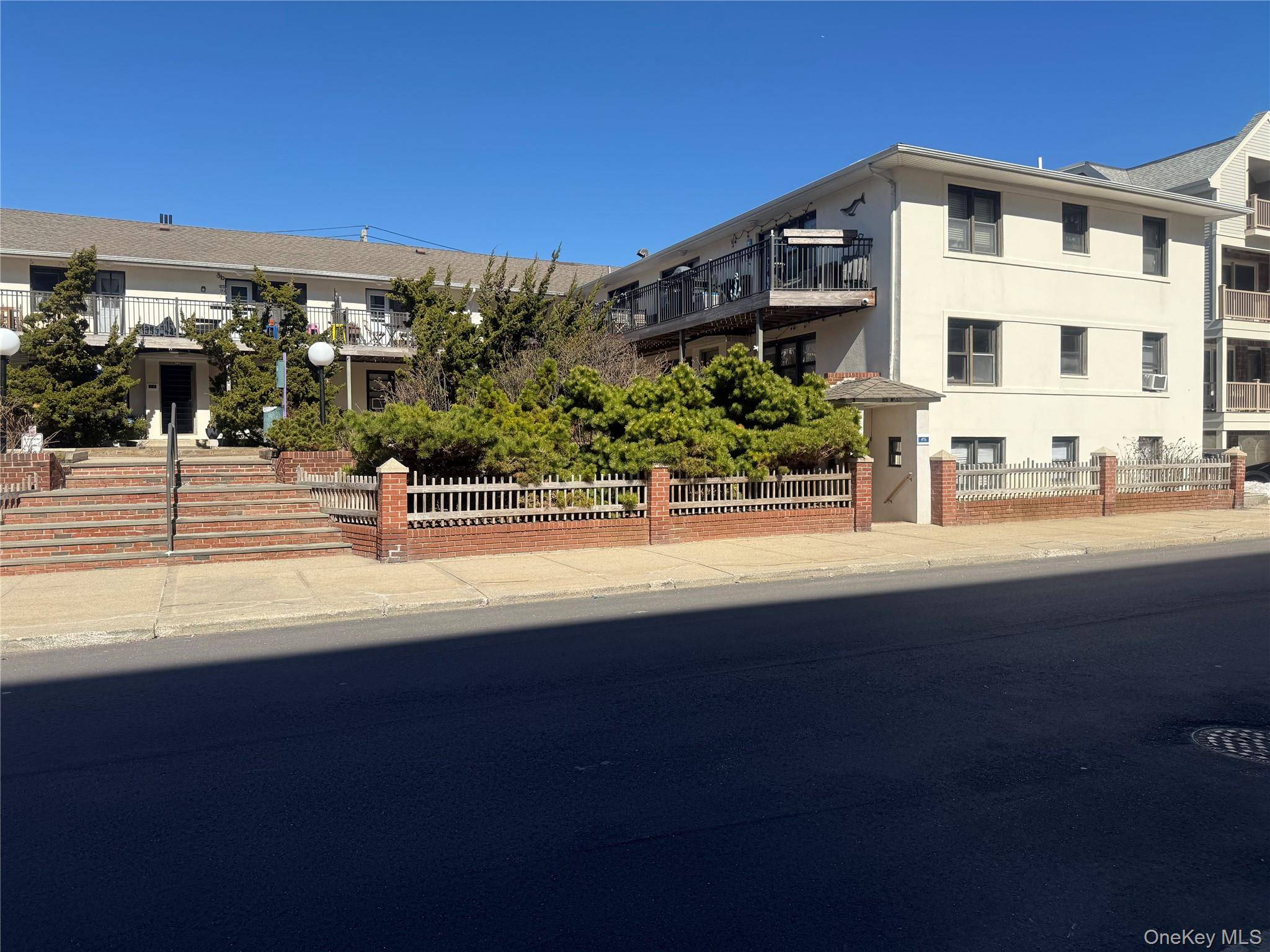 65 West Broadway #8A, Long Beach, NY 11561