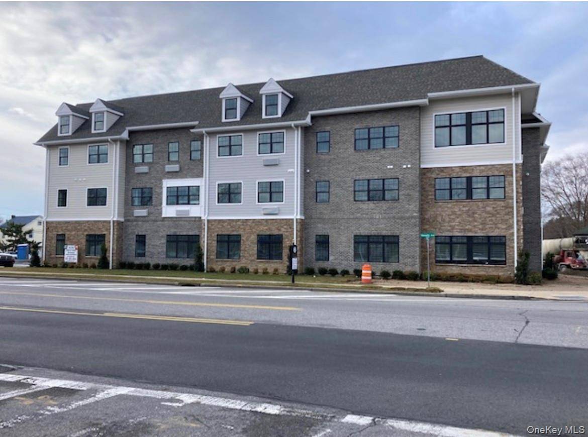 116 Waverly AVE #7, Patchogue, NY 11772