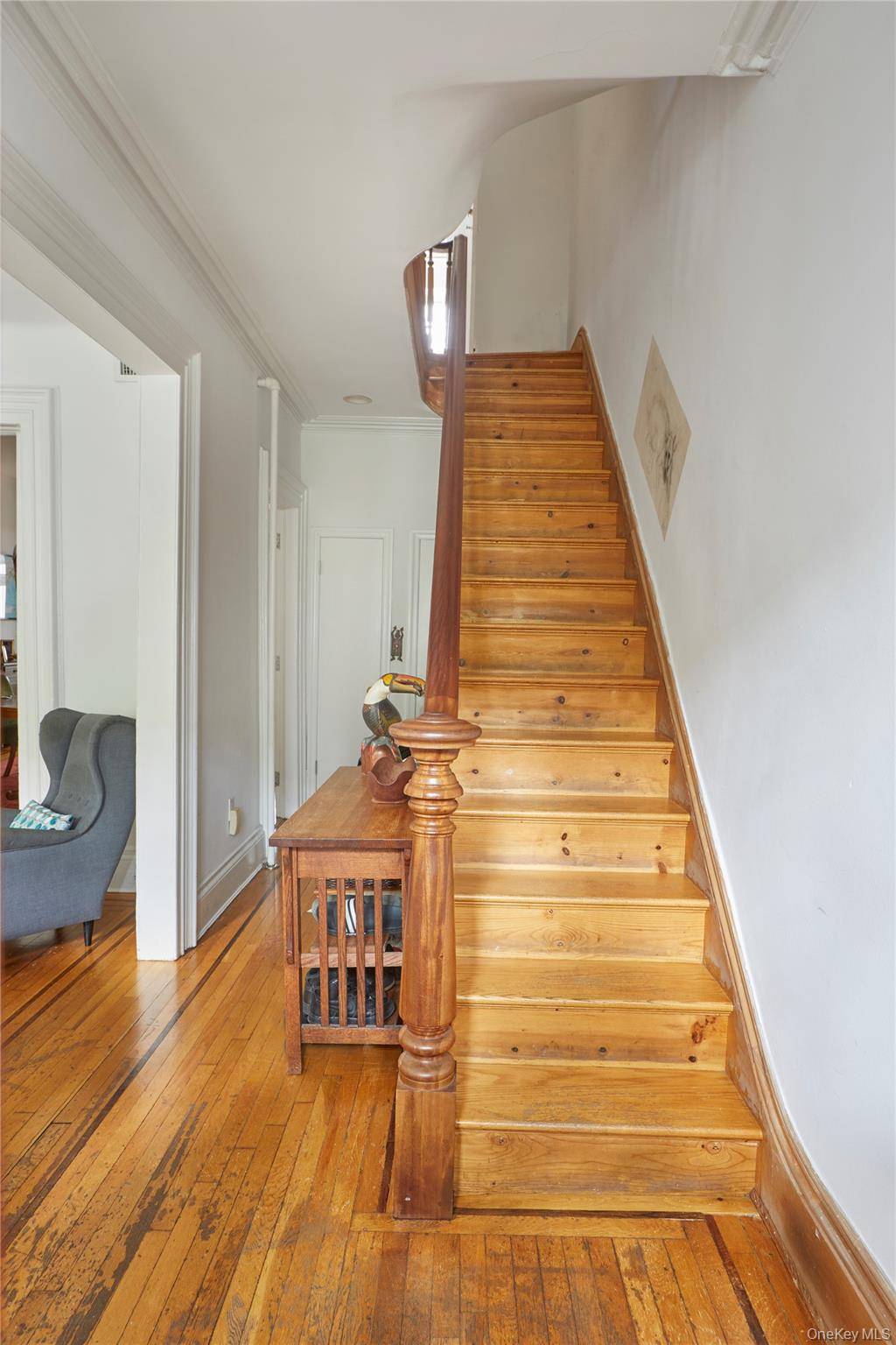 21-13 45th AVE, Long Island City, NY 11101