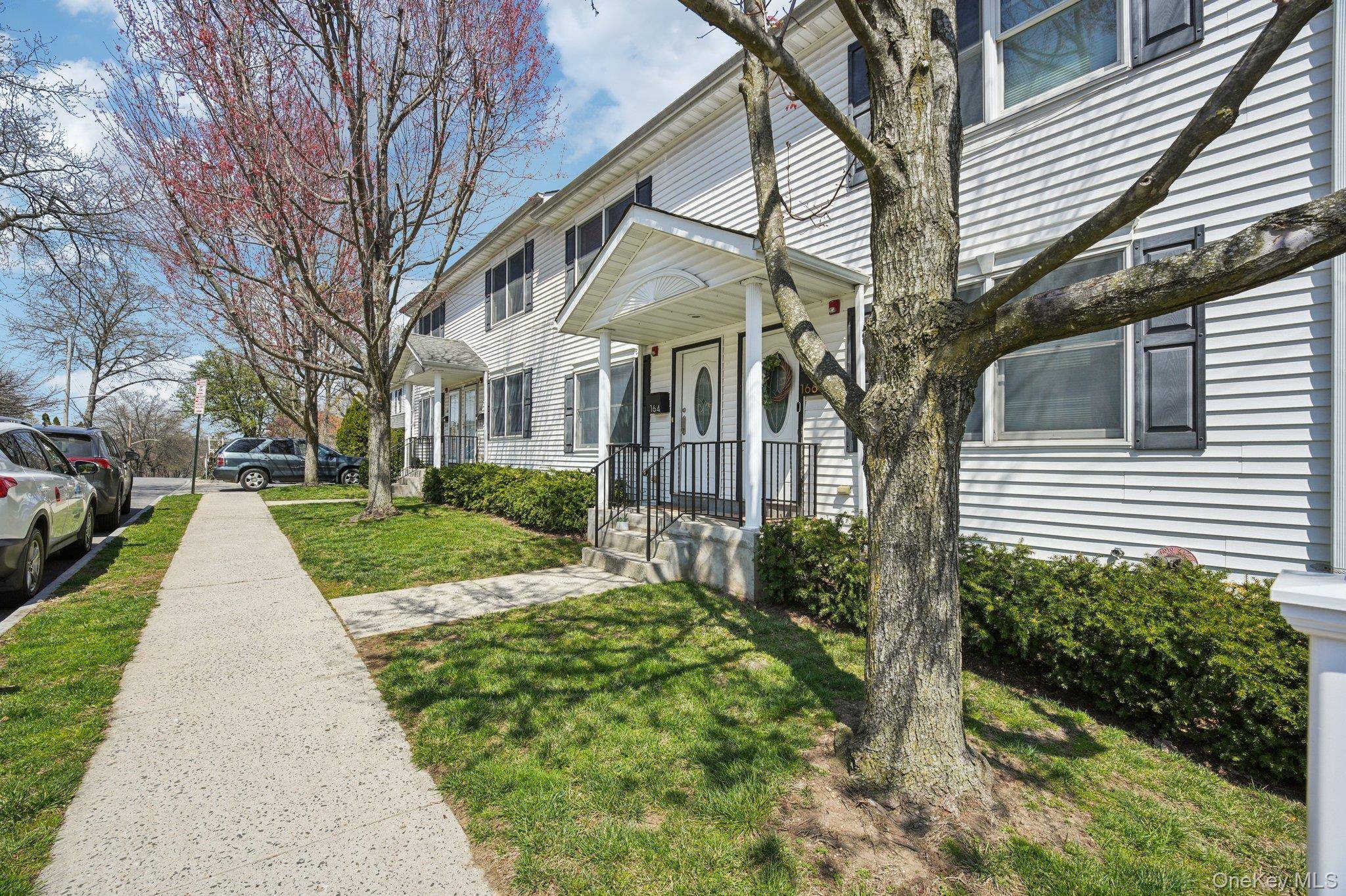 162 Harding AVE, White Plains, NY 10606