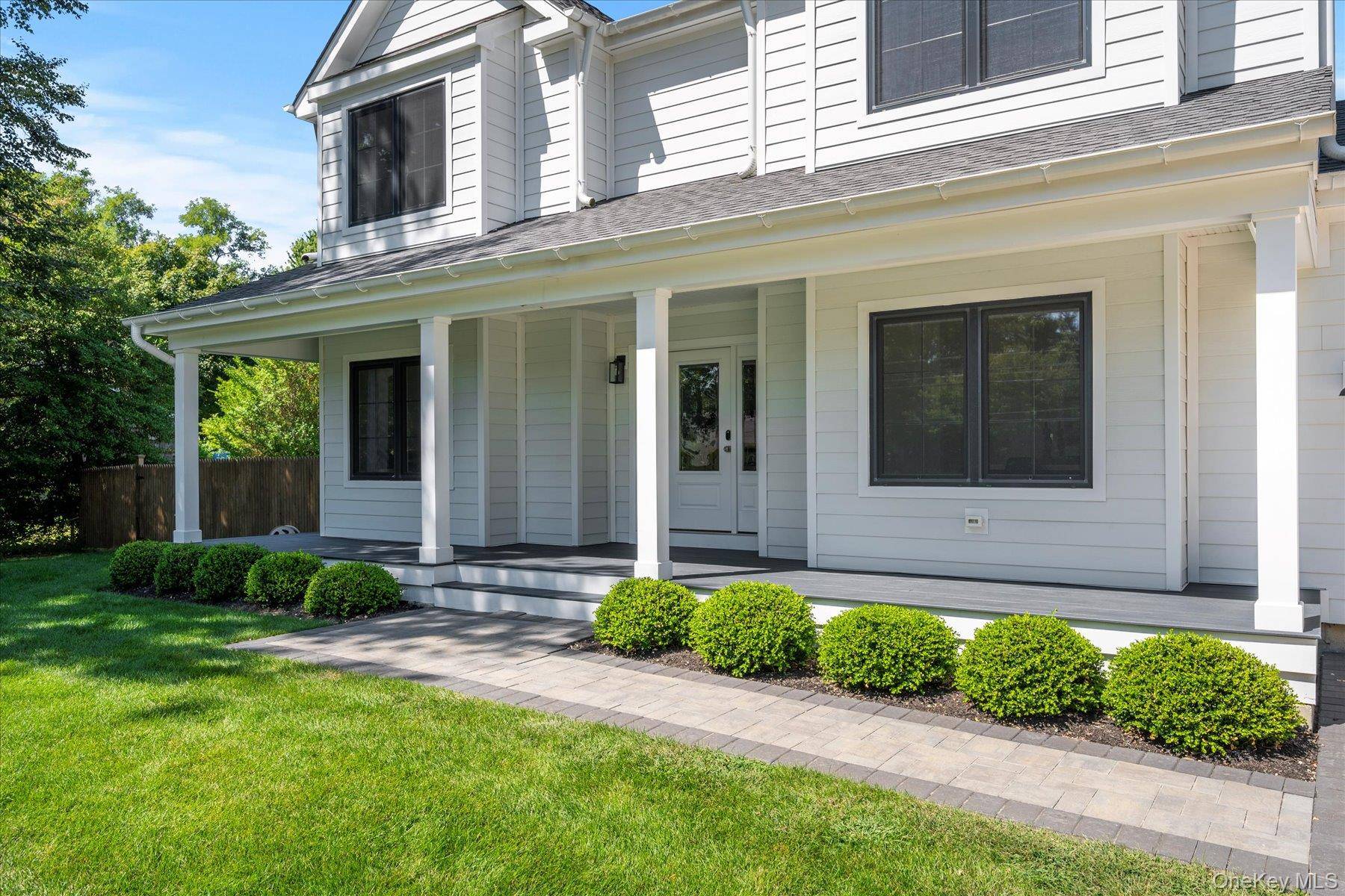 660 Sutton PL, Greenport, NY 11944