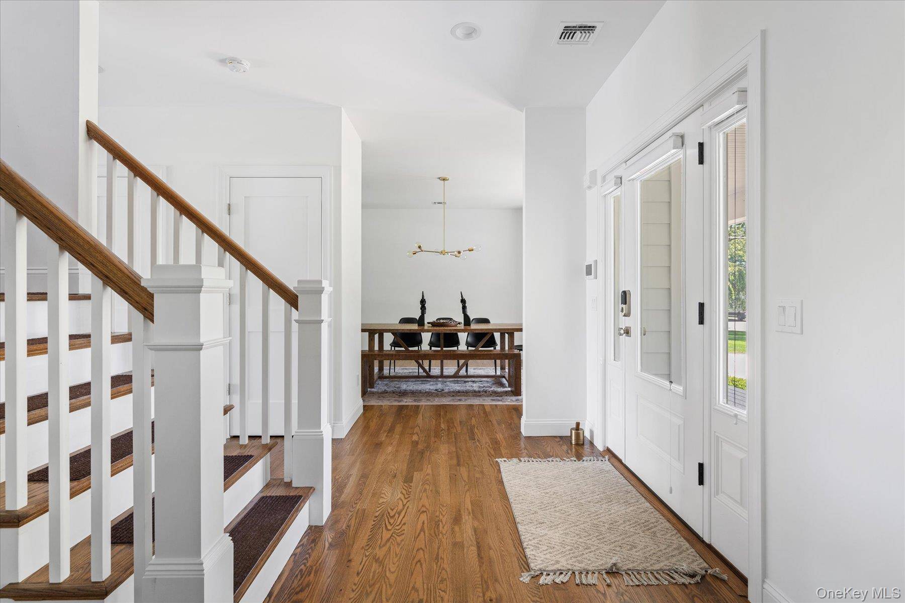 660 Sutton PL, Greenport, NY 11944