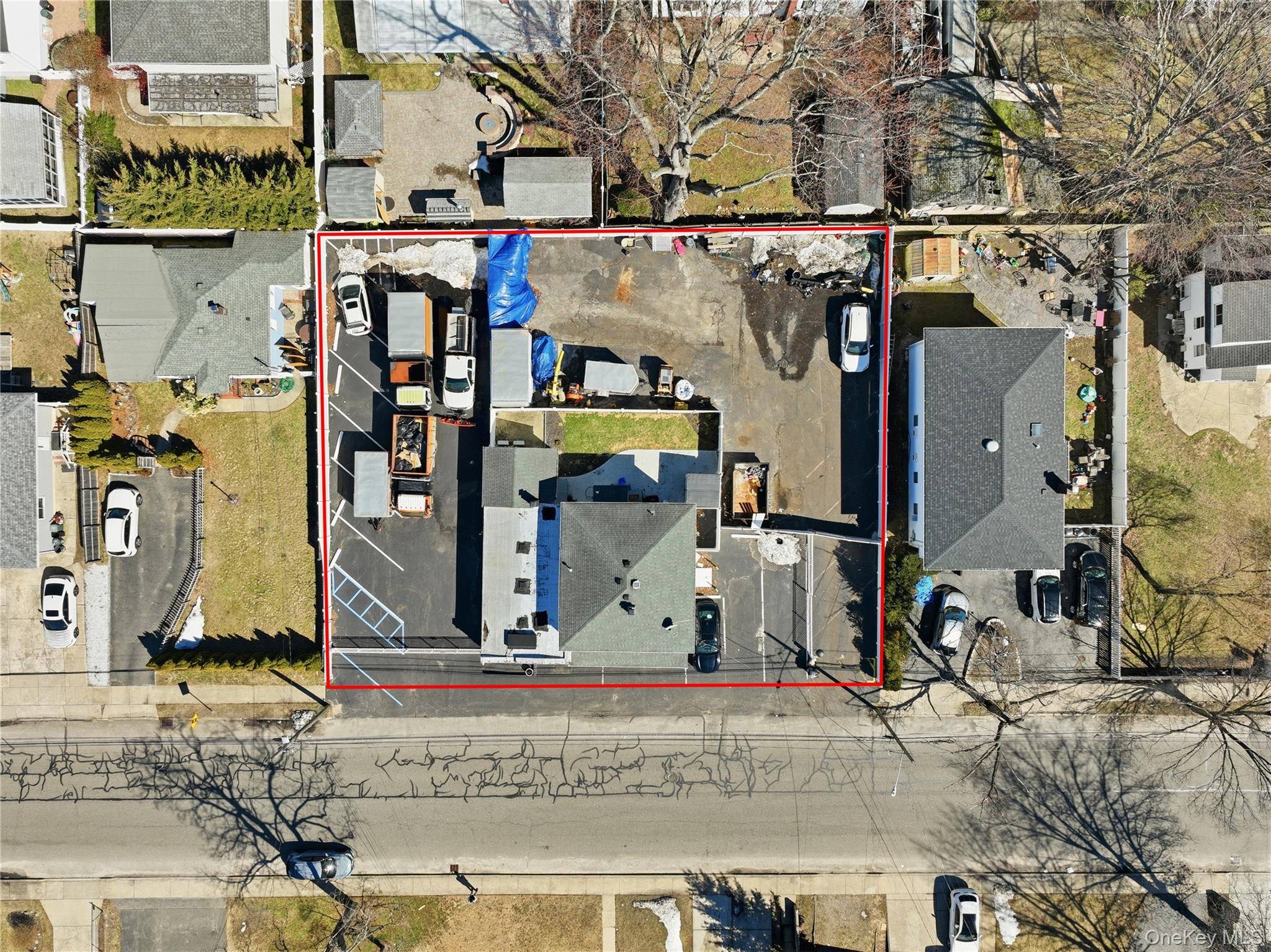 150 N Delaware AVE, Lindenhurst, NY 11757