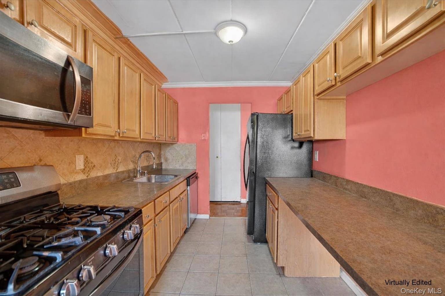 11 Park AVE #3D, Mount Vernon, NY 10550