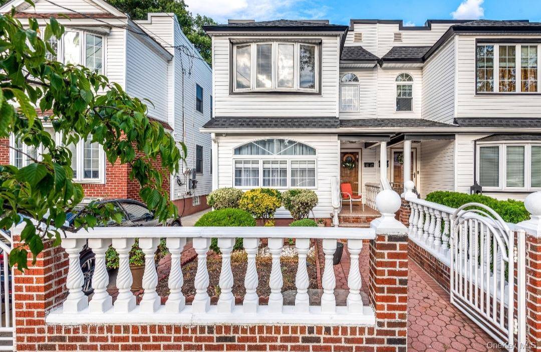 9317 123rd ST, Richmond Hill, NY 11419