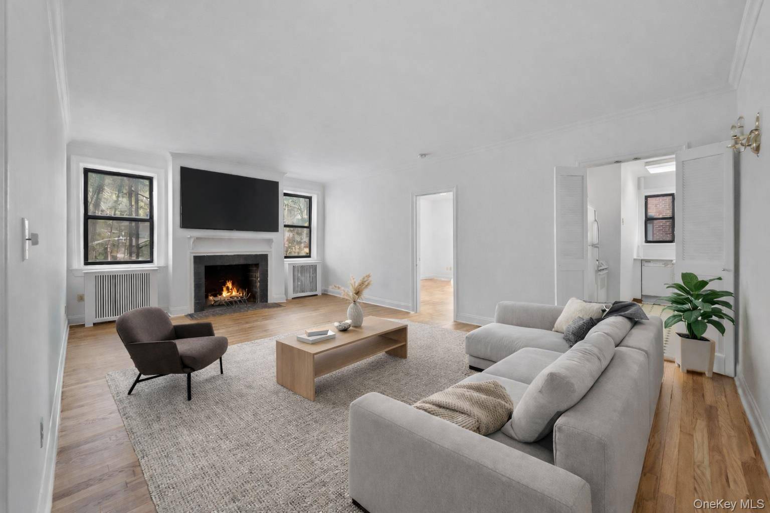 68 E Hartsdale AVE #4E, Hartsdale, NY 10530