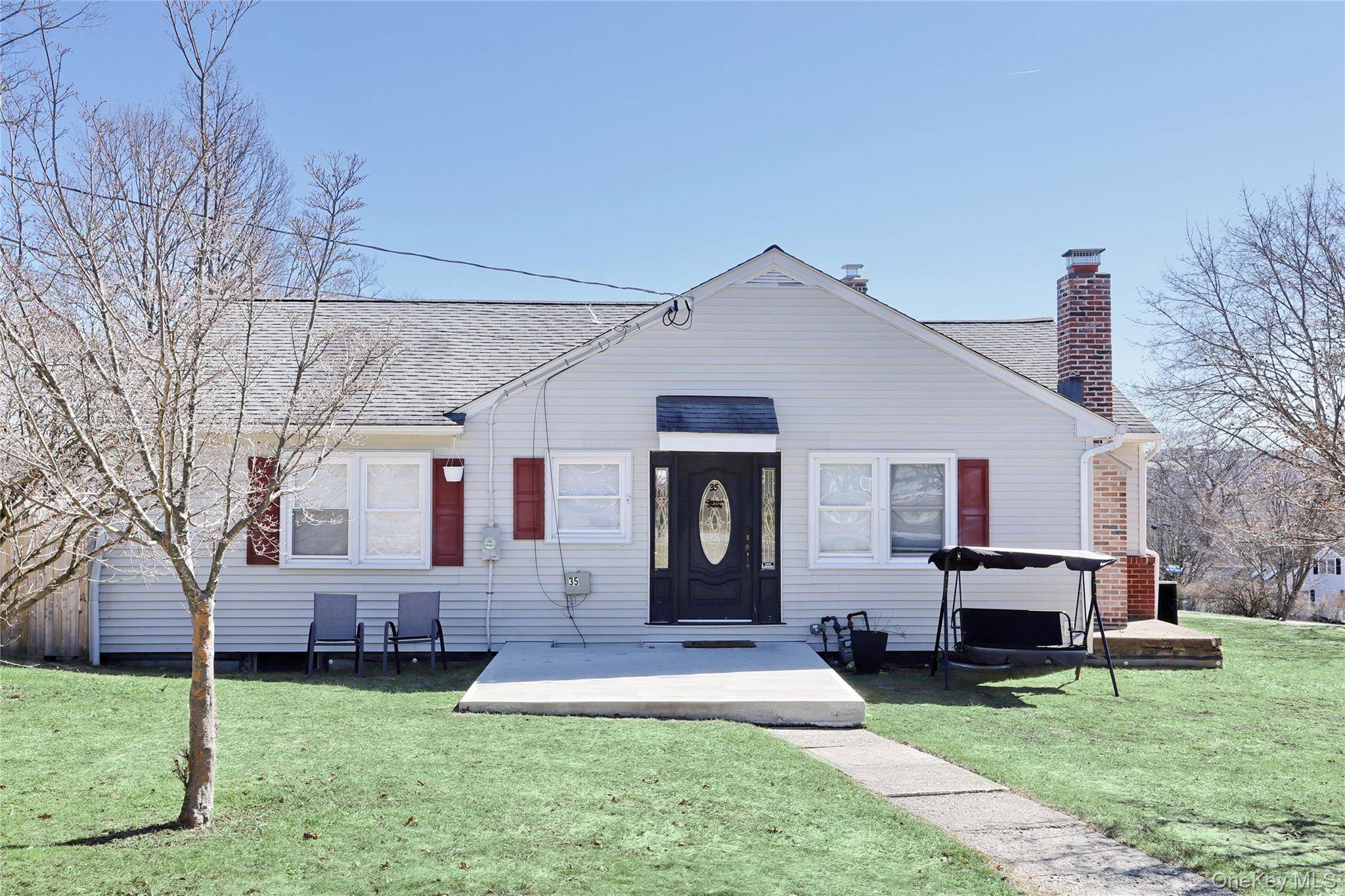 35 Mid Oaks ST, Monroe, NY 10950