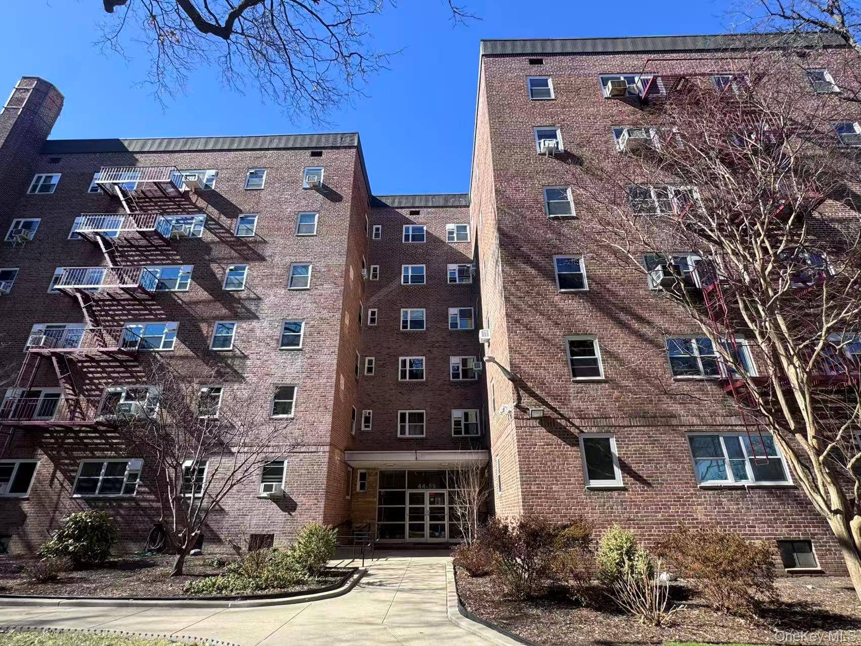 4459 Kissena BLVD #2J, Flushing, NY 11355