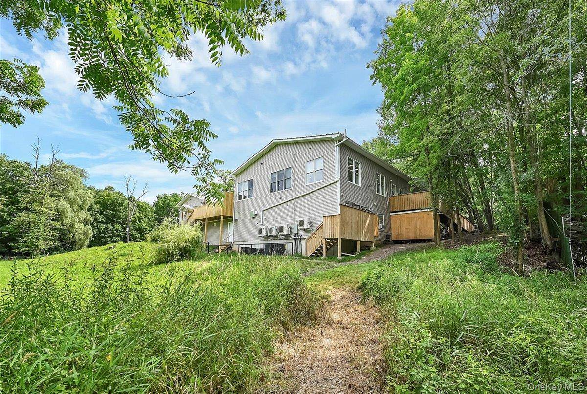 43 Freeland ST, Monroe, NY 10950