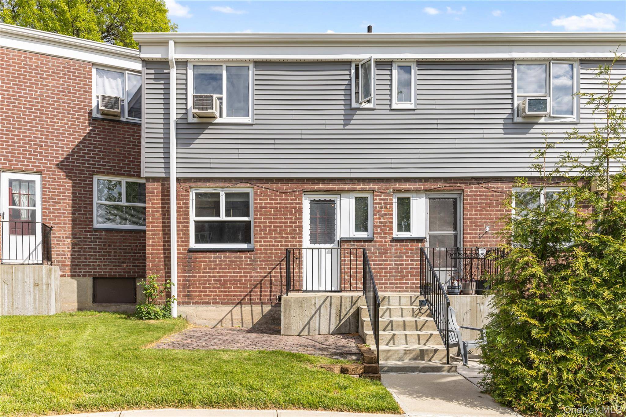 224-30 Manor RD #Duplex, Queens Village, NY 11427