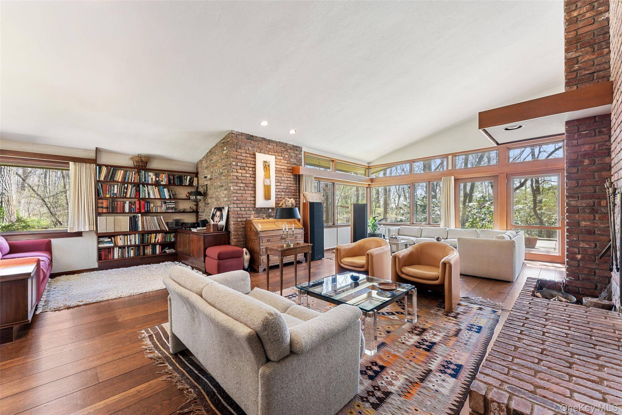 98 Cushman RD, Scarsdale, NY 10583