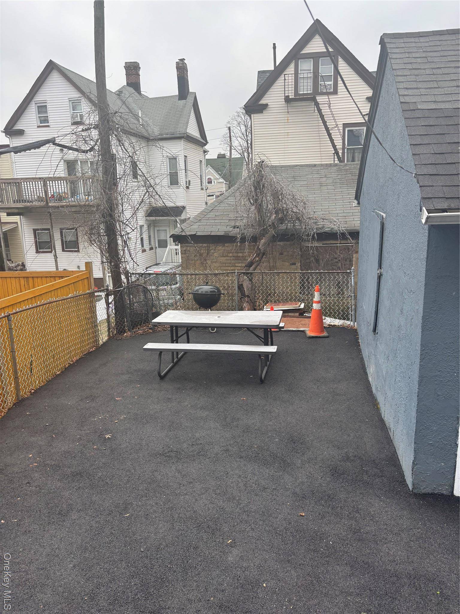 302 S 5th AVE, Mount Vernon, NY 10550