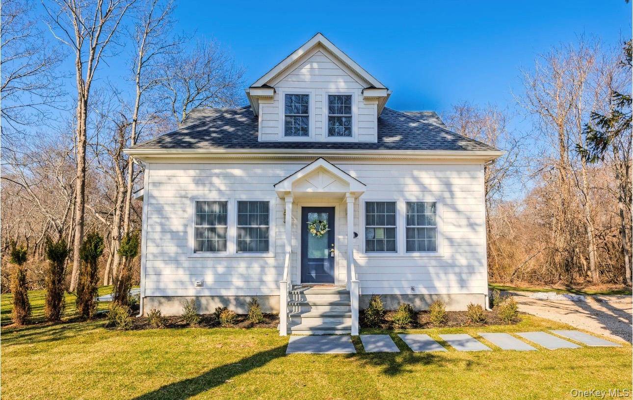 54 Hayground RD, Water Mill, NY 11976