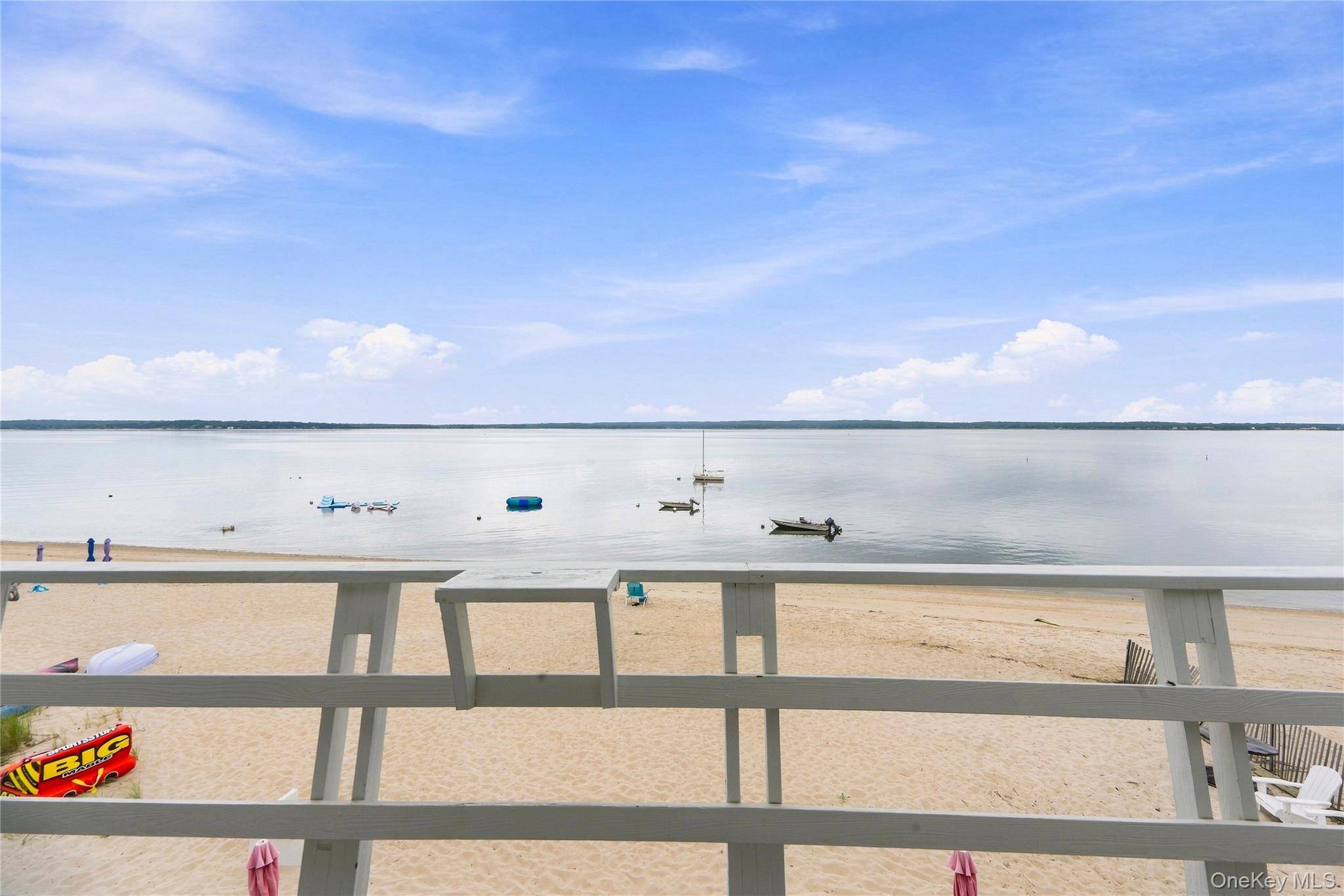 23 Scallop LN, South Jamesport, NY 11970