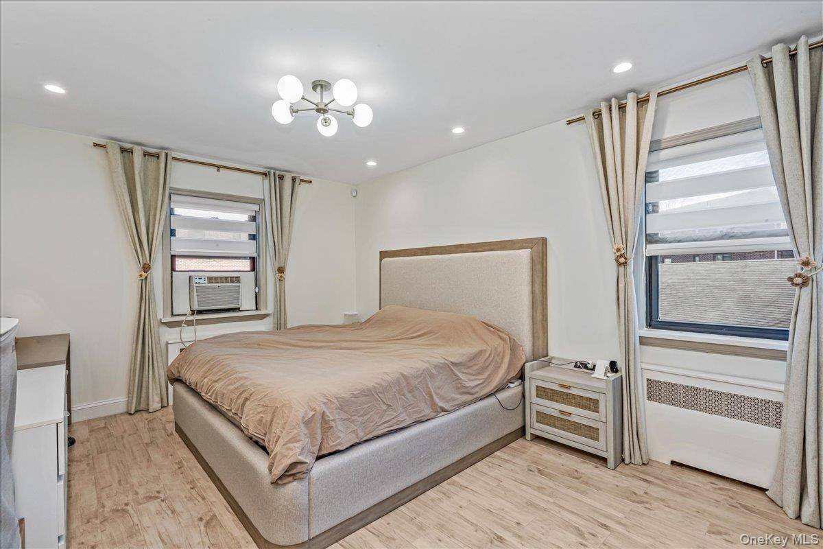 7343 217th ST #366B1, Oakland Gardens, NY 11364