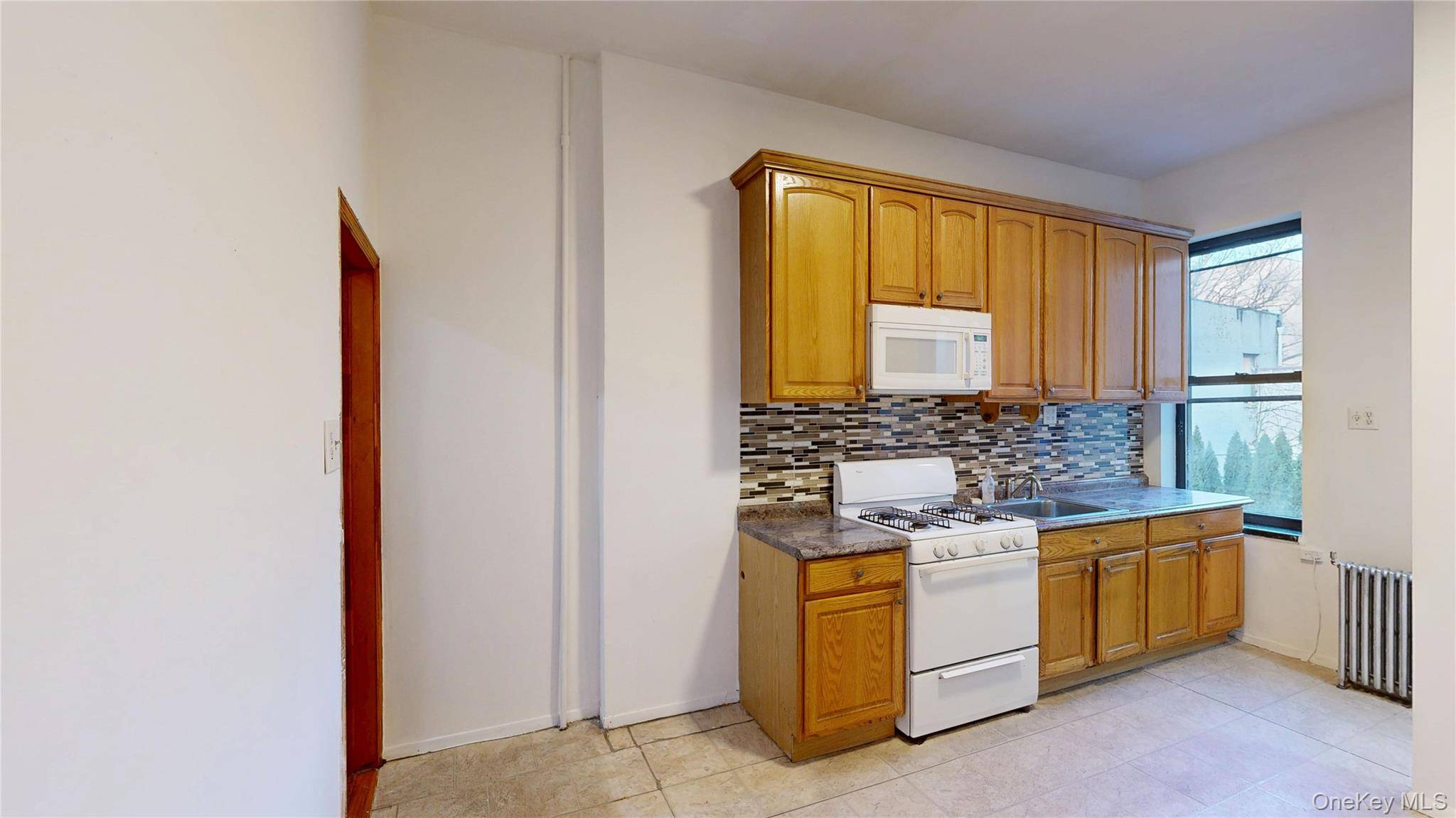 954 Manhattan AVE, Brooklyn, NY 11222