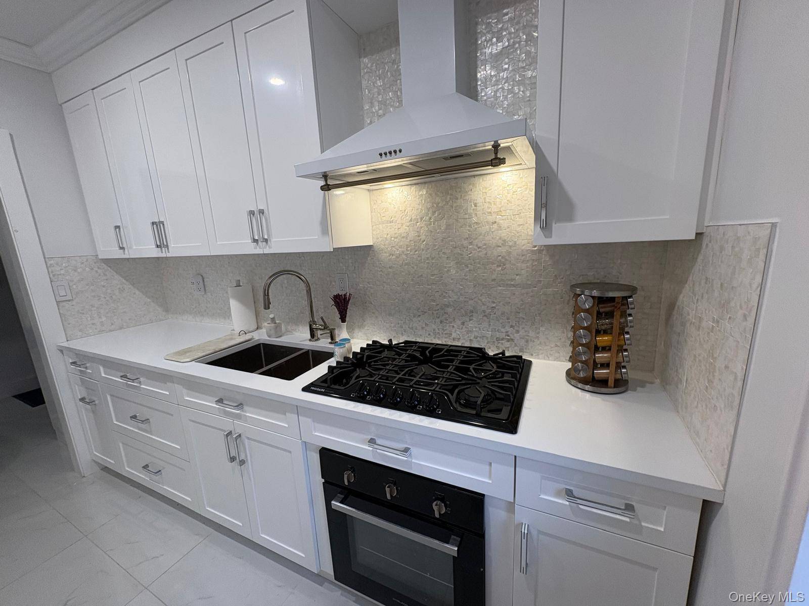 4 Sadore #1R, Yonkers, NY 10710