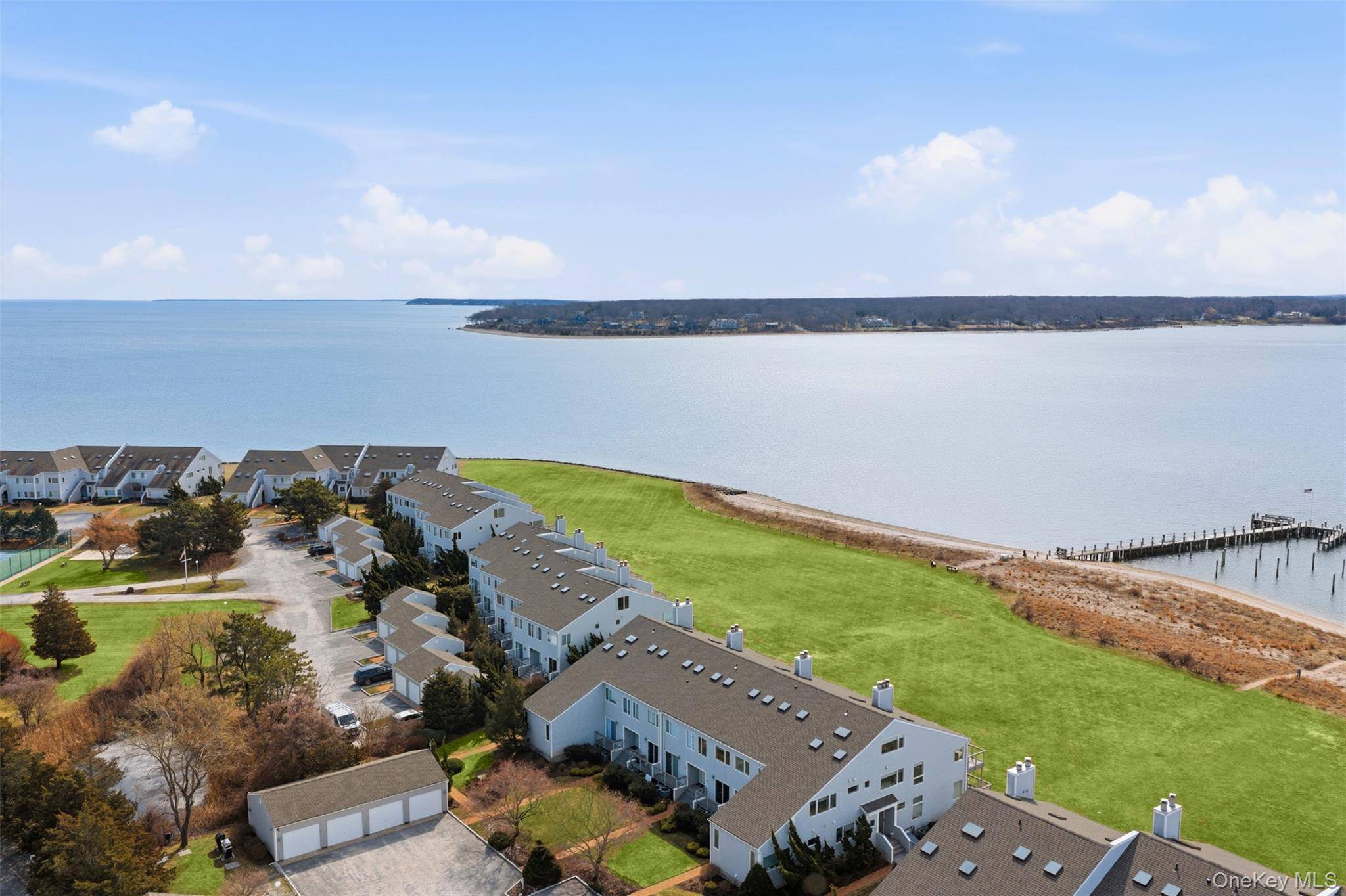 2460 Shipyard LN #5G2, East Marion, NY 11939