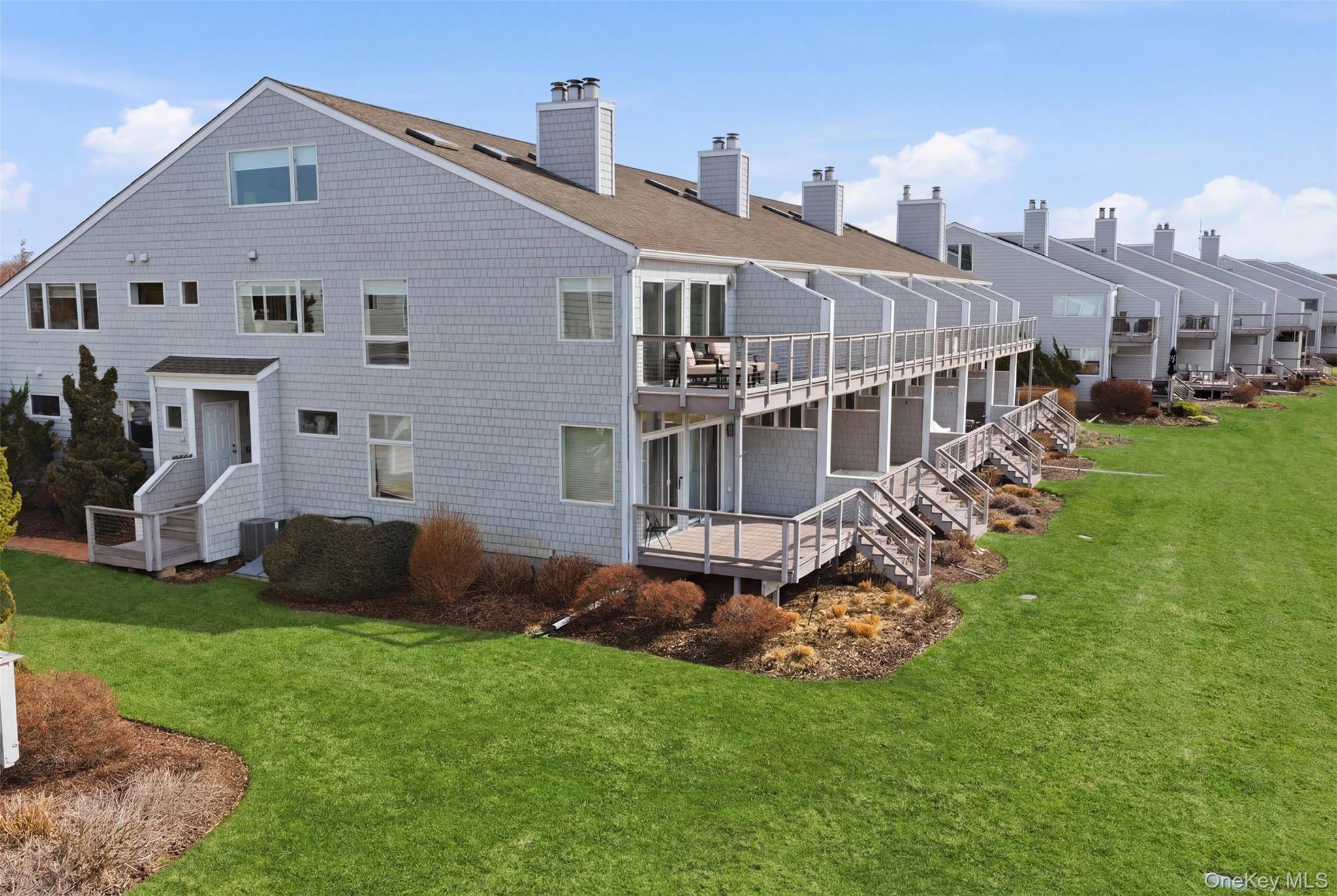 2460 Shipyard LN #5G2, East Marion, NY 11939