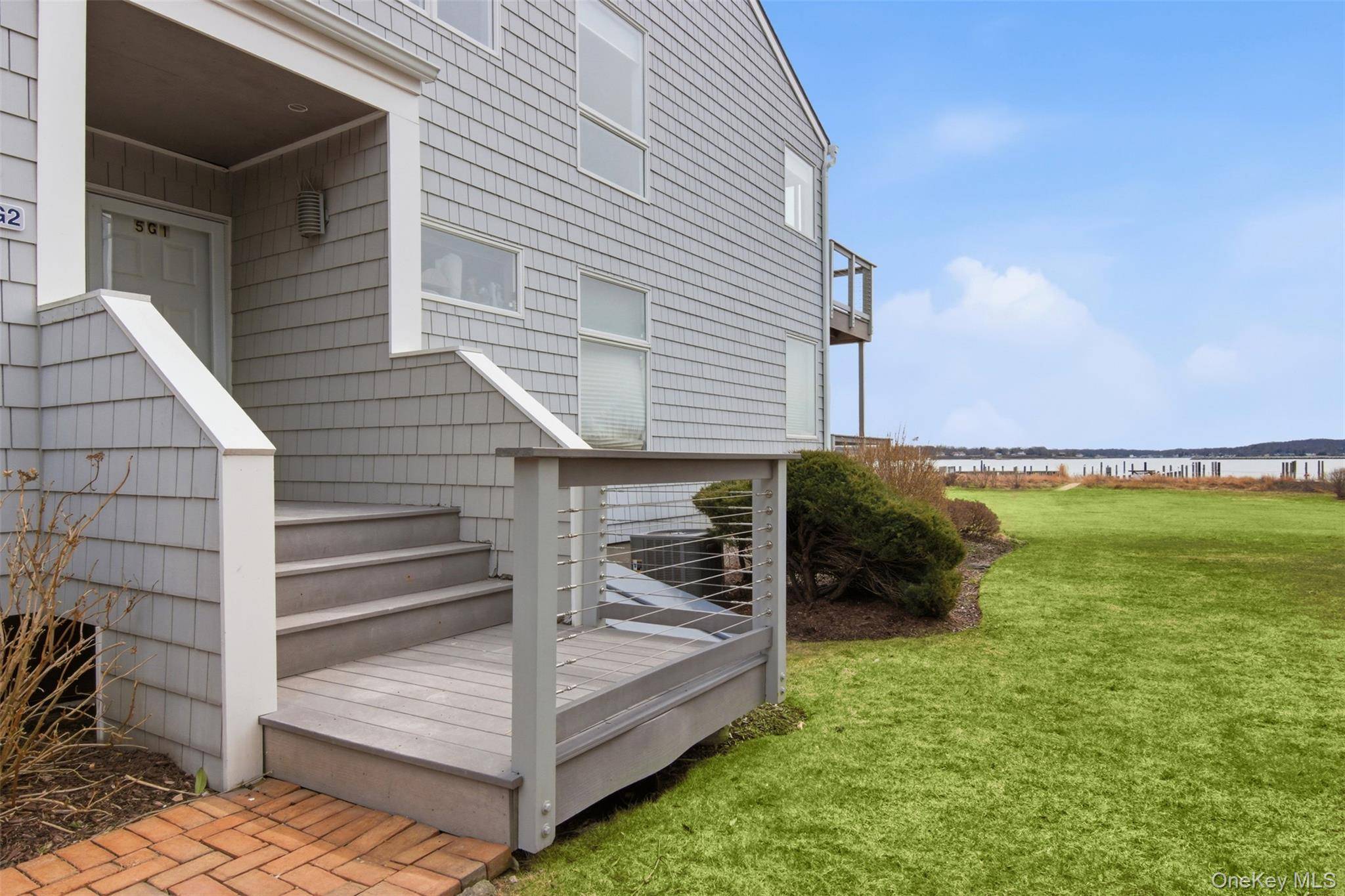2460 Shipyard LN #5G2, East Marion, NY 11939