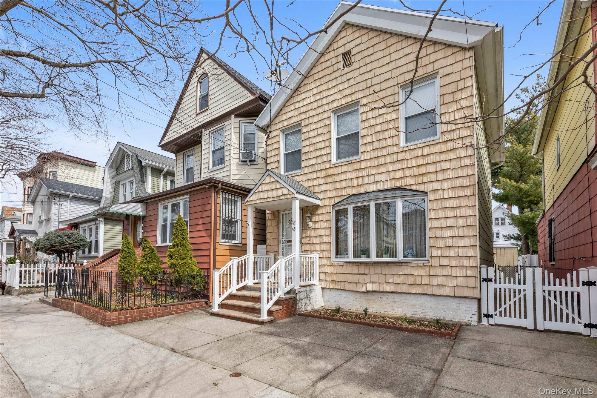 87-49 110th ST, Richmond Hill, NY 11418