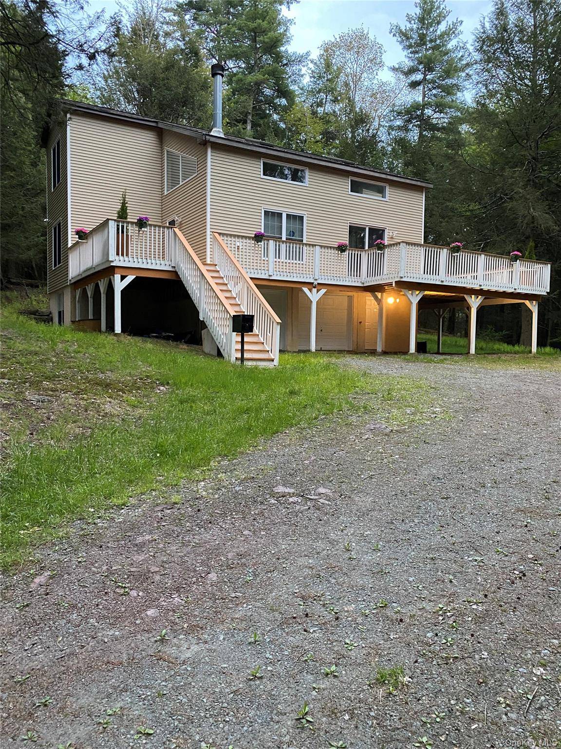 44 Lester LN, Bethel, NY 12786