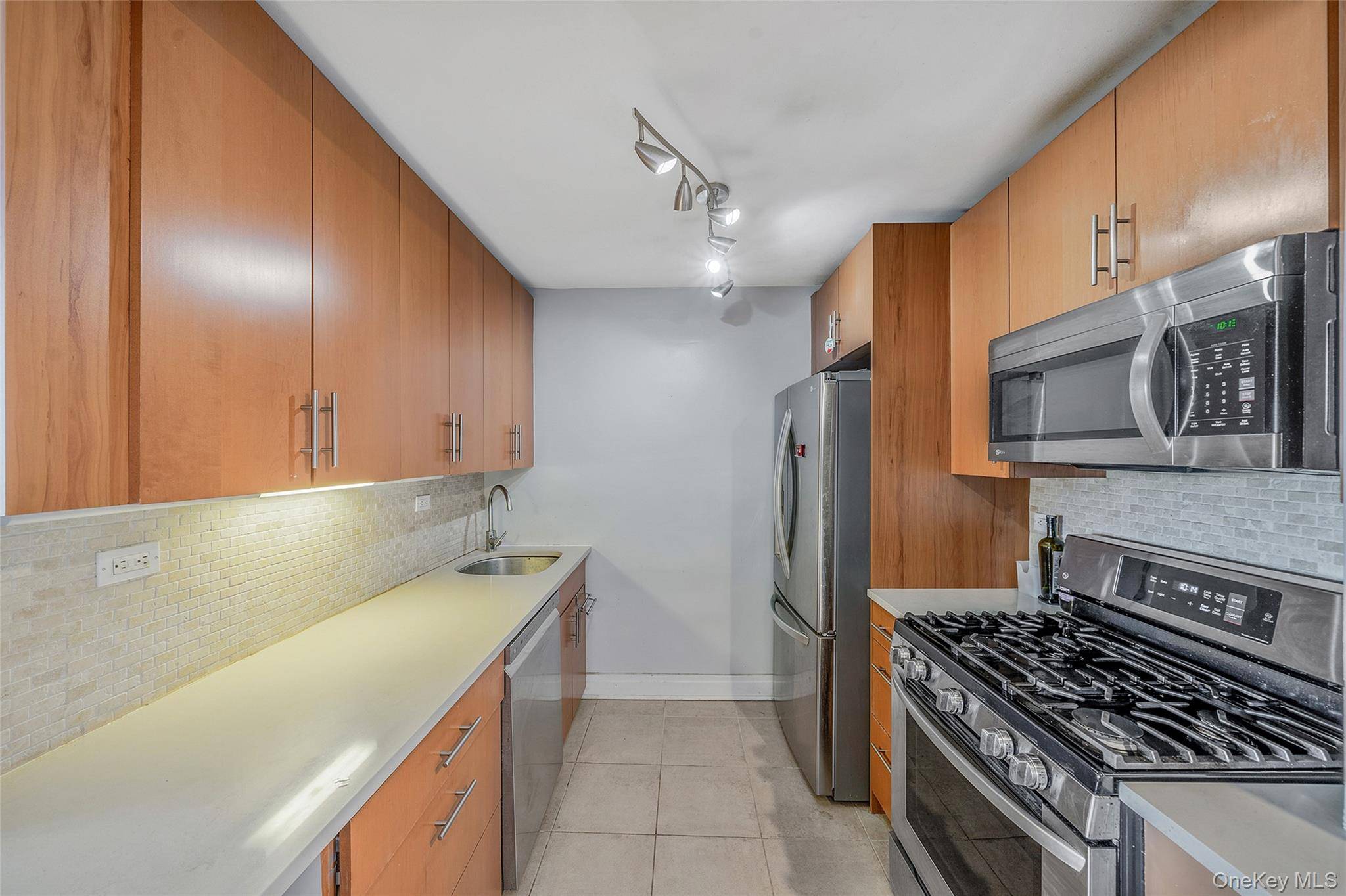 3731 73rd ST #9KL, Jackson Heights, NY 11372