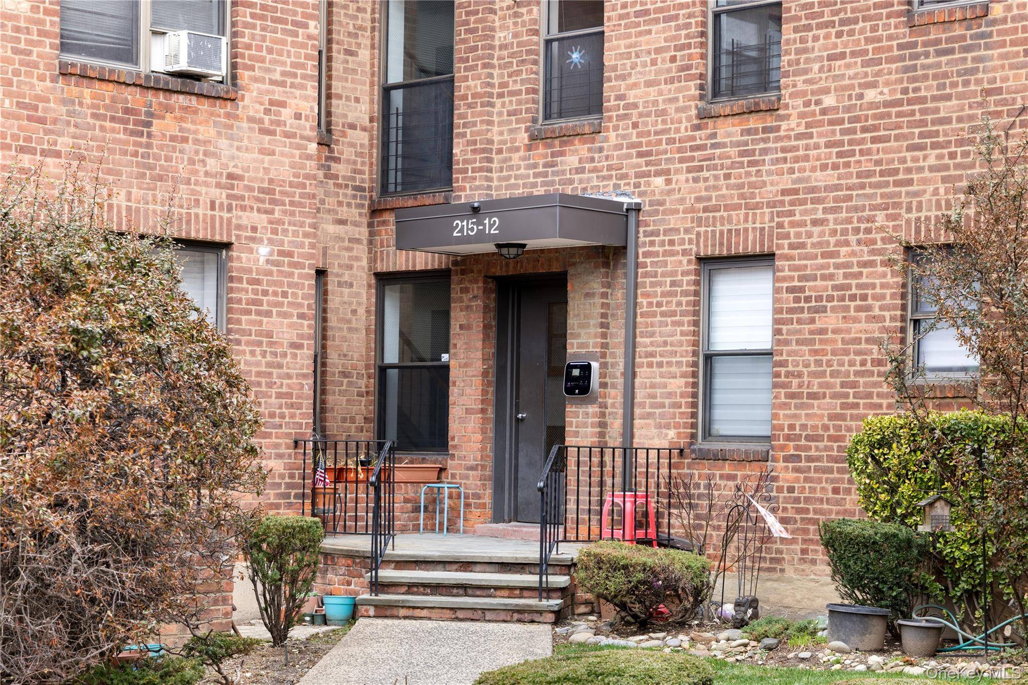 215-12 47th #2D-12, Bayside, NY 11361